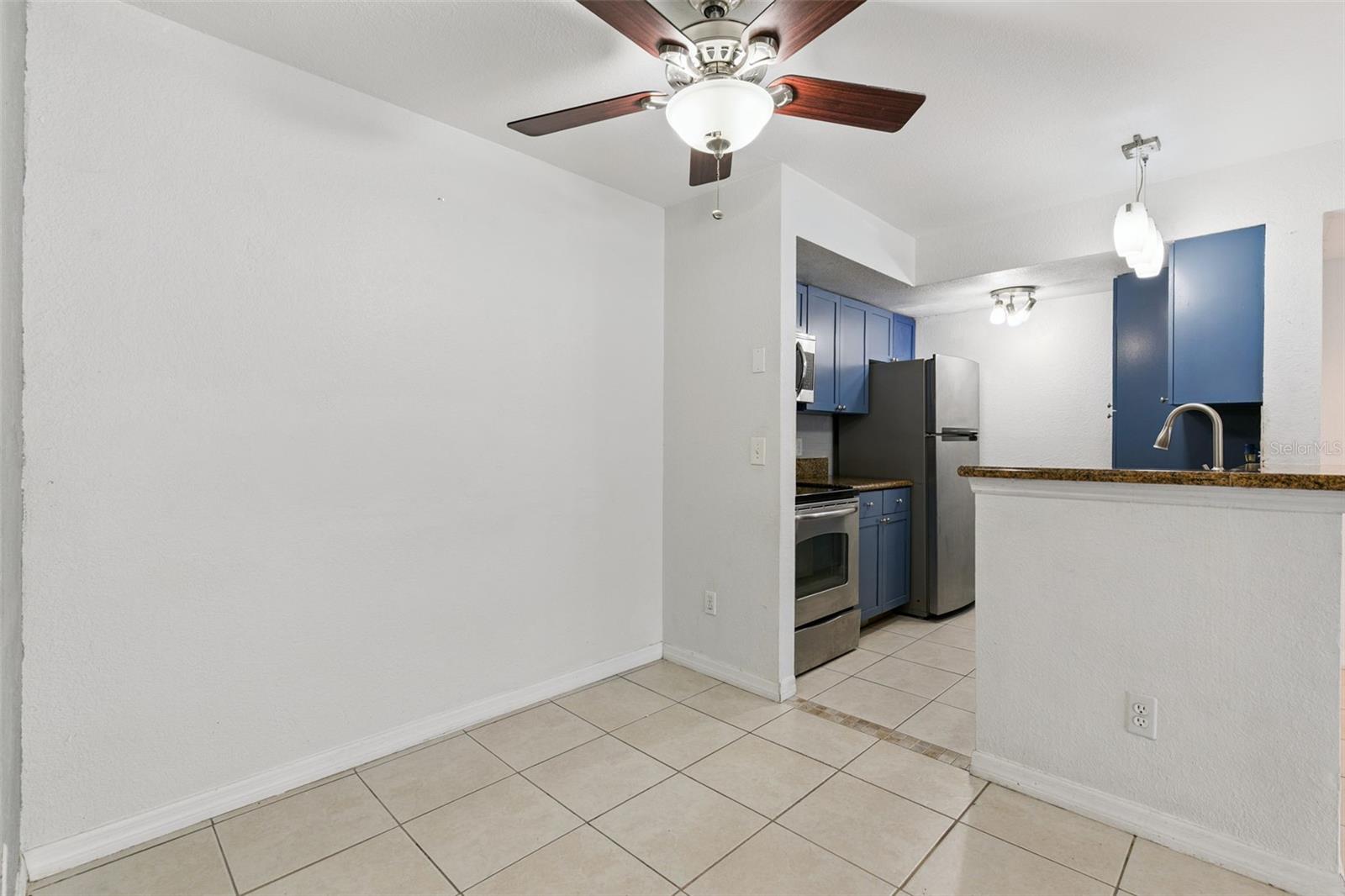 5112 CONROY RD #311, ORLANDO, FL, 32811