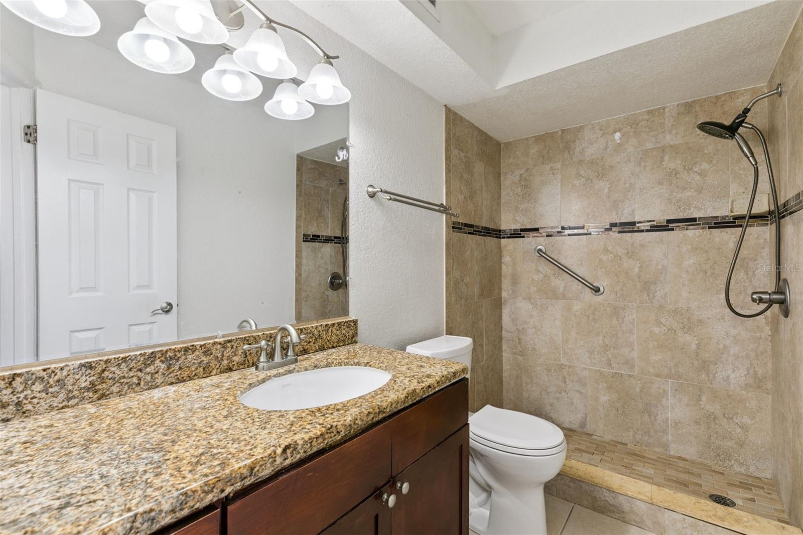 5112 CONROY RD #311, ORLANDO, FL, 32811