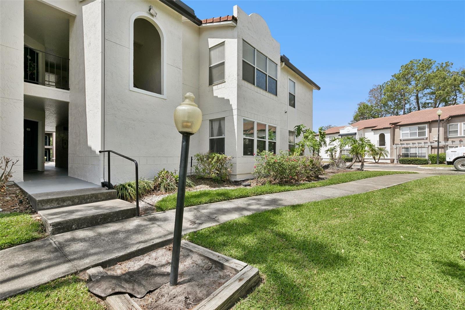 5112 CONROY RD #311, ORLANDO, FL, 32811