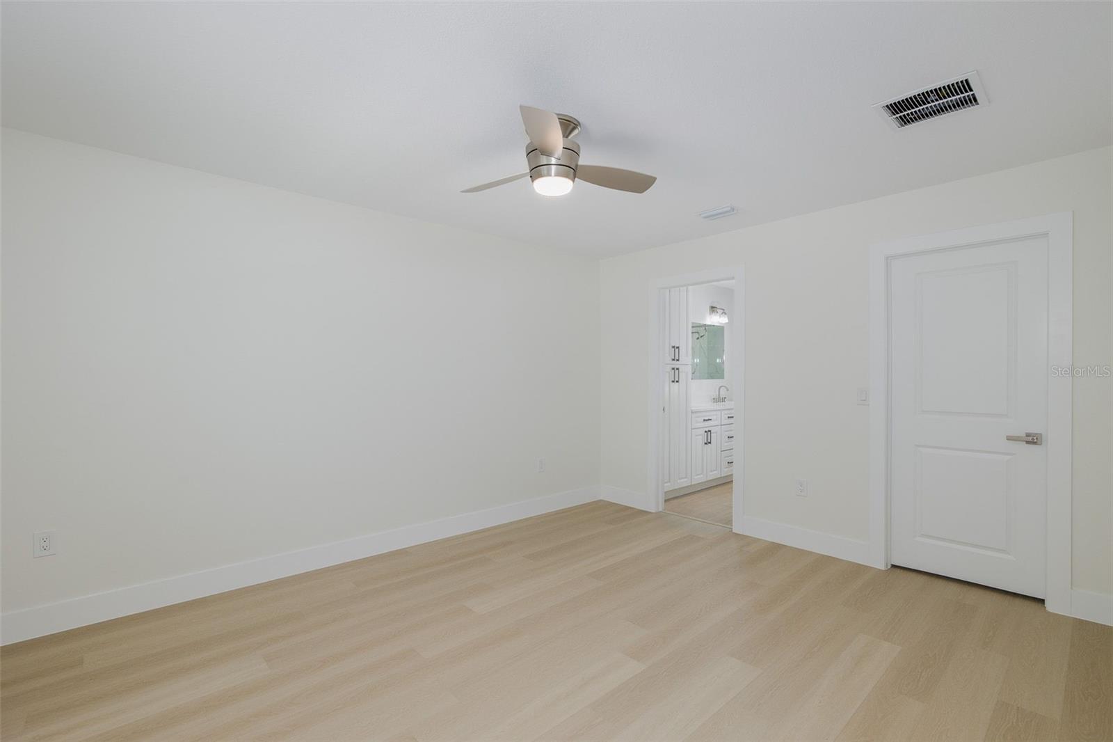 2851 BUTTERFLY LANDING DR, LAND O LAKES, FL, 34638