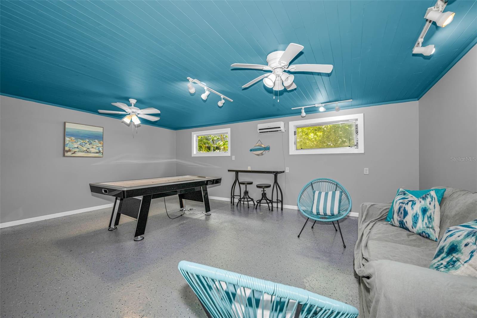 525 BAY ST, DUNEDIN, FL, 34698