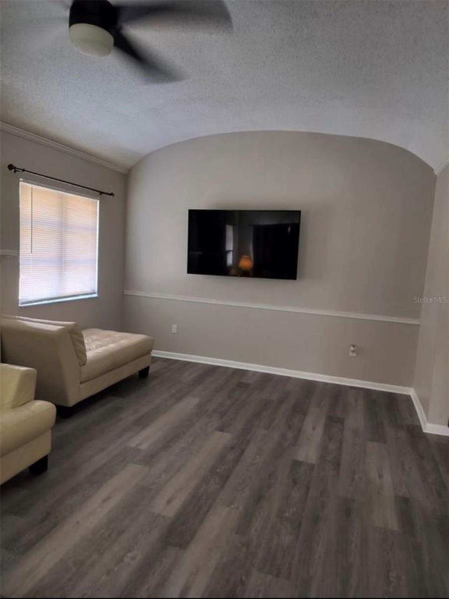 2317 W BRISTOL AVE, TAMPA, FL, 33609