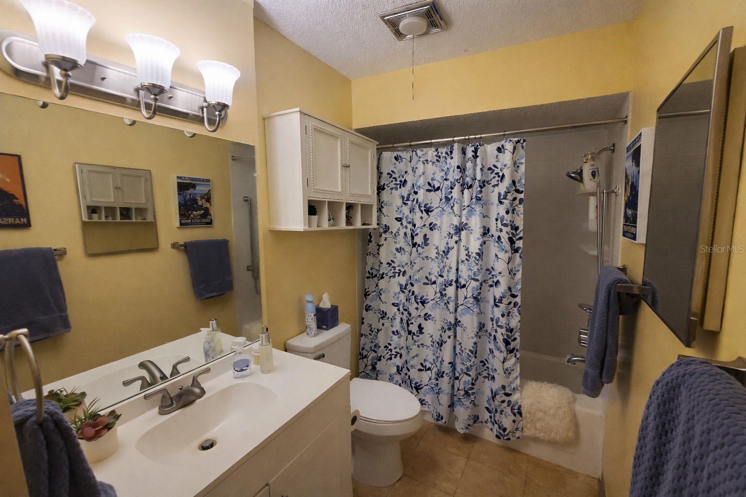 1391 MISSION HILLS BLVD, CLEARWATER, FL, 33759