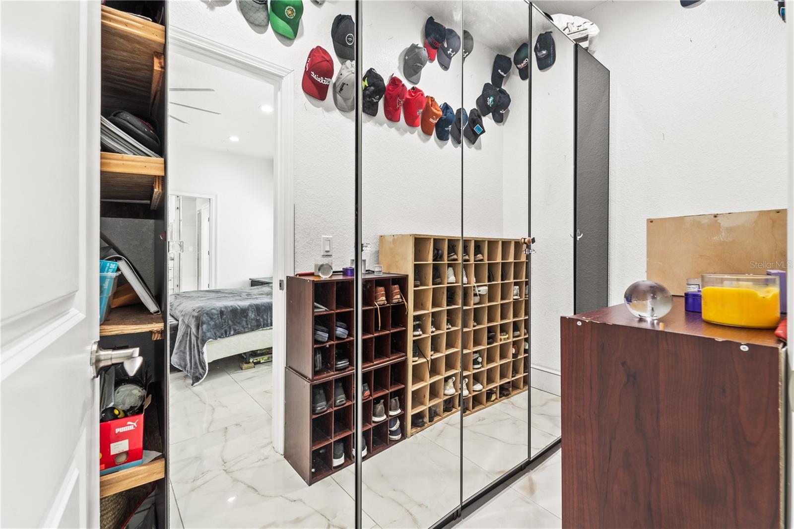 1st Flr Primary Closet #1