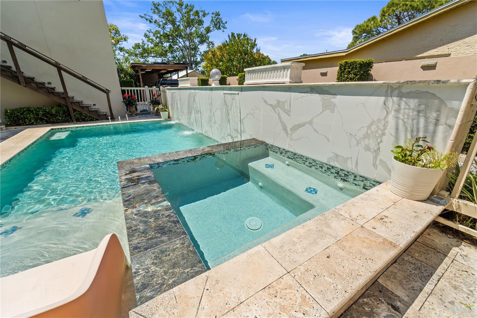 Pool and Spa - Heated and Cooled