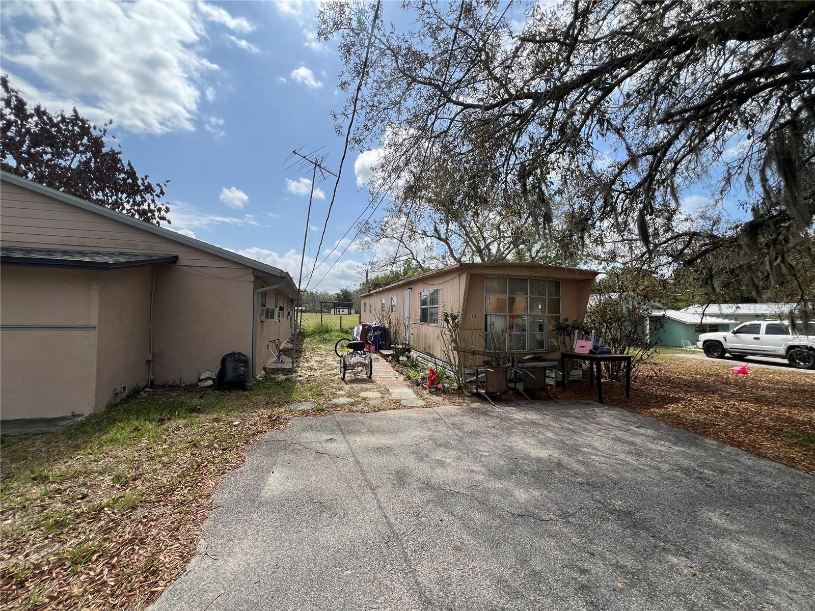 617 E MYERS BLVD, MASCOTTE, FL, 34753