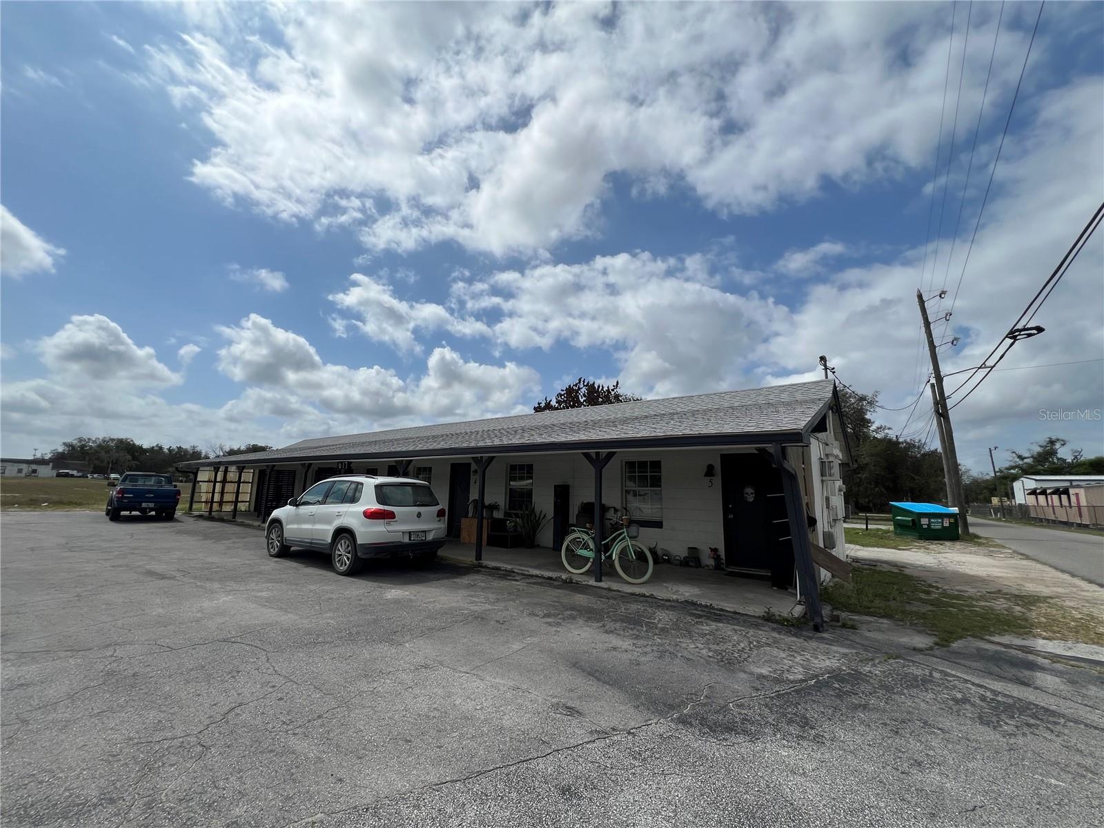 617 E MYERS BLVD, MASCOTTE, FL, 34753