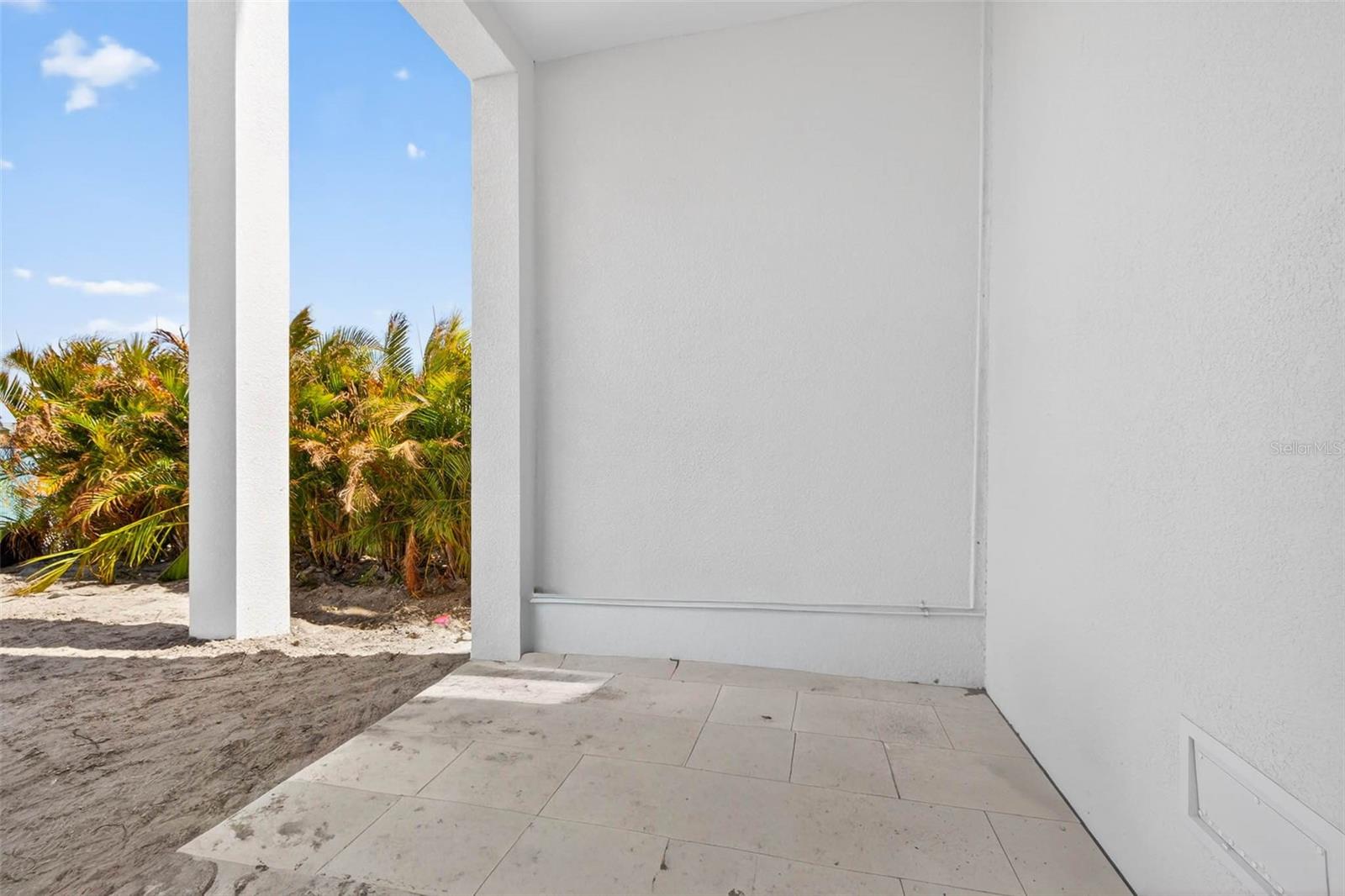 Exterior kitchen to be installed.