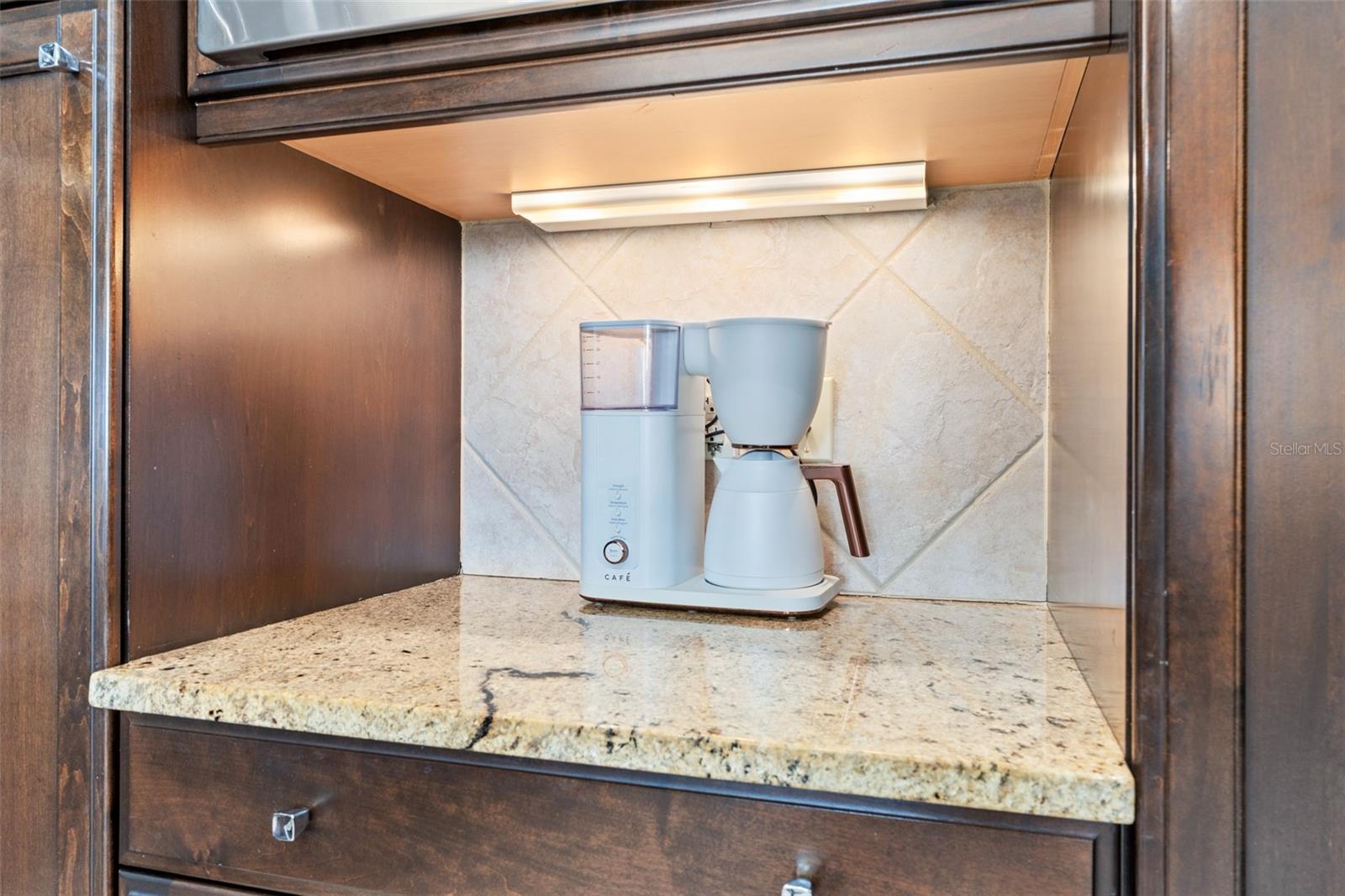 6 HAMMOCK BEACH CT, PALM COAST, FL, 32137