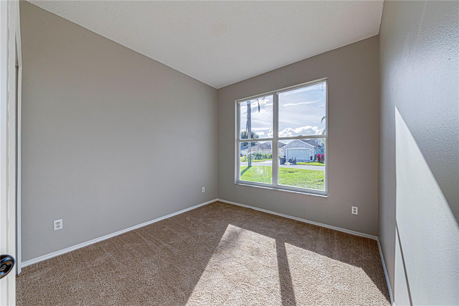 745 JAYBEE AVE, DAVENPORT, FL, 33897