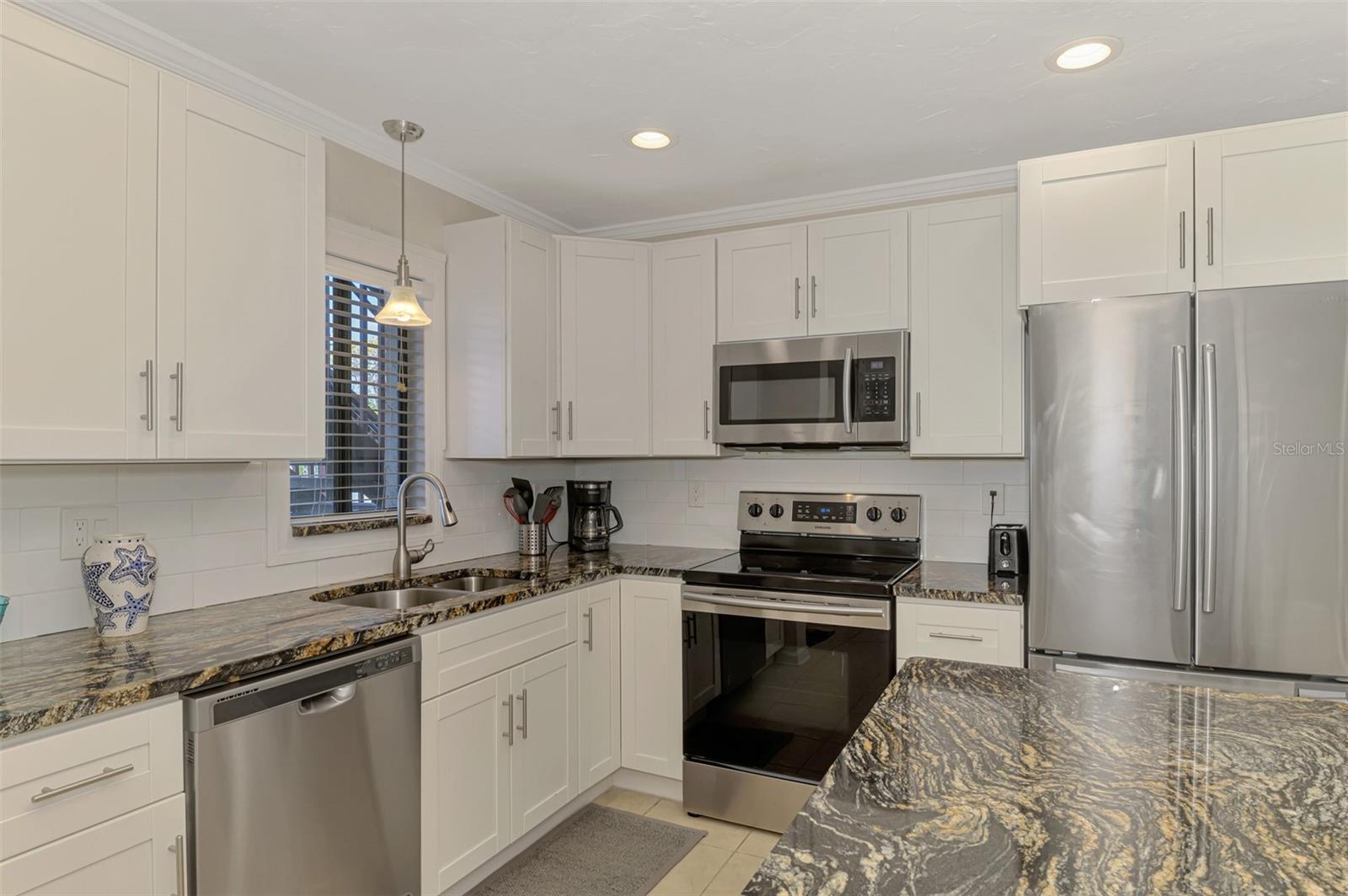 1612 STICKNEY POINT RD #1612-1, SARASOTA, FL, 34231
