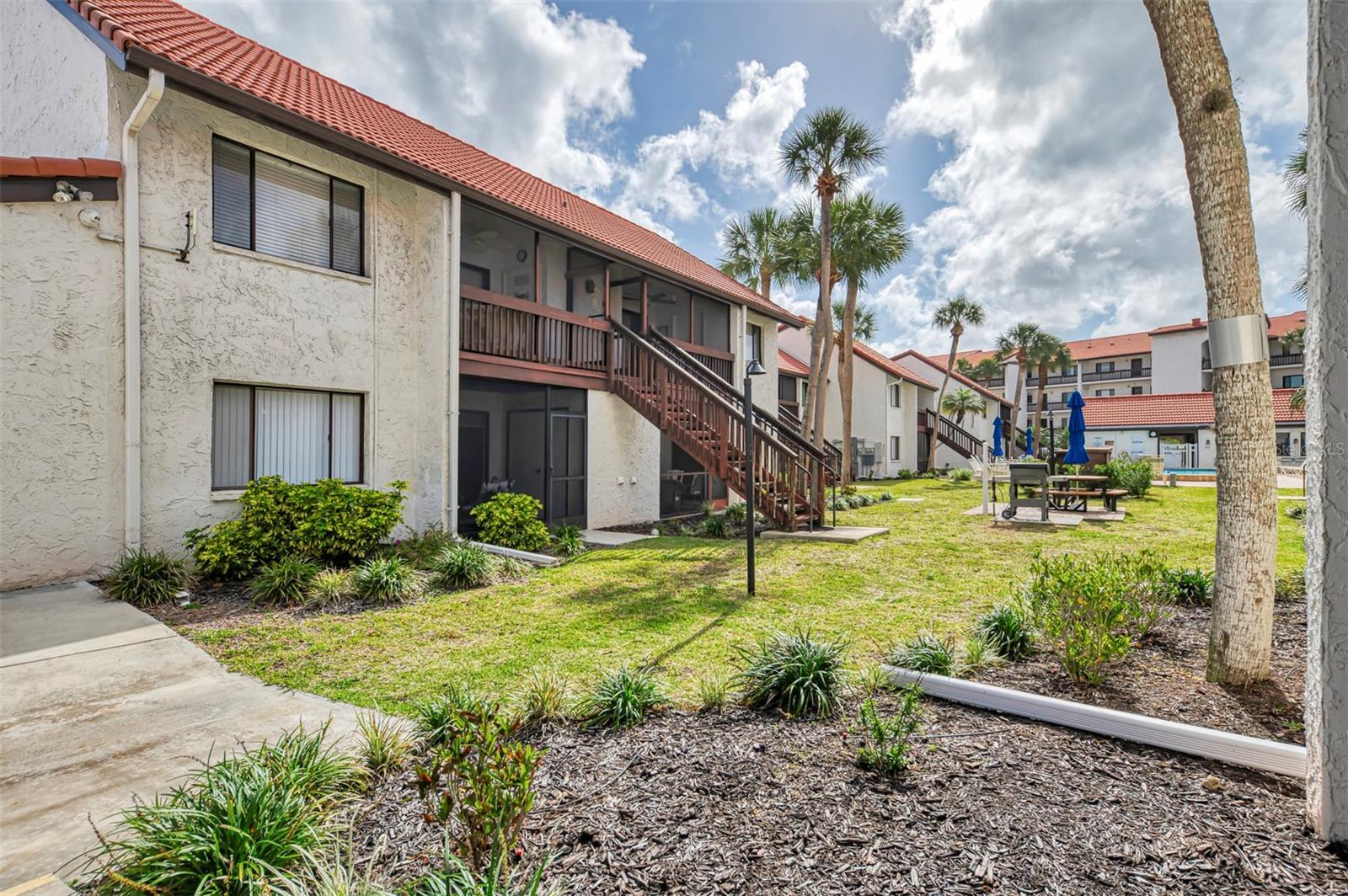 1612 STICKNEY POINT RD #1612-1, SARASOTA, FL, 34231