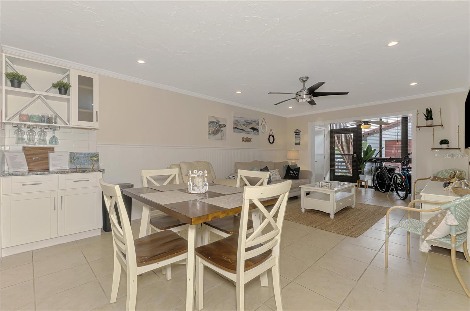 1612 STICKNEY POINT RD #1612-1, SARASOTA, FL, 34231