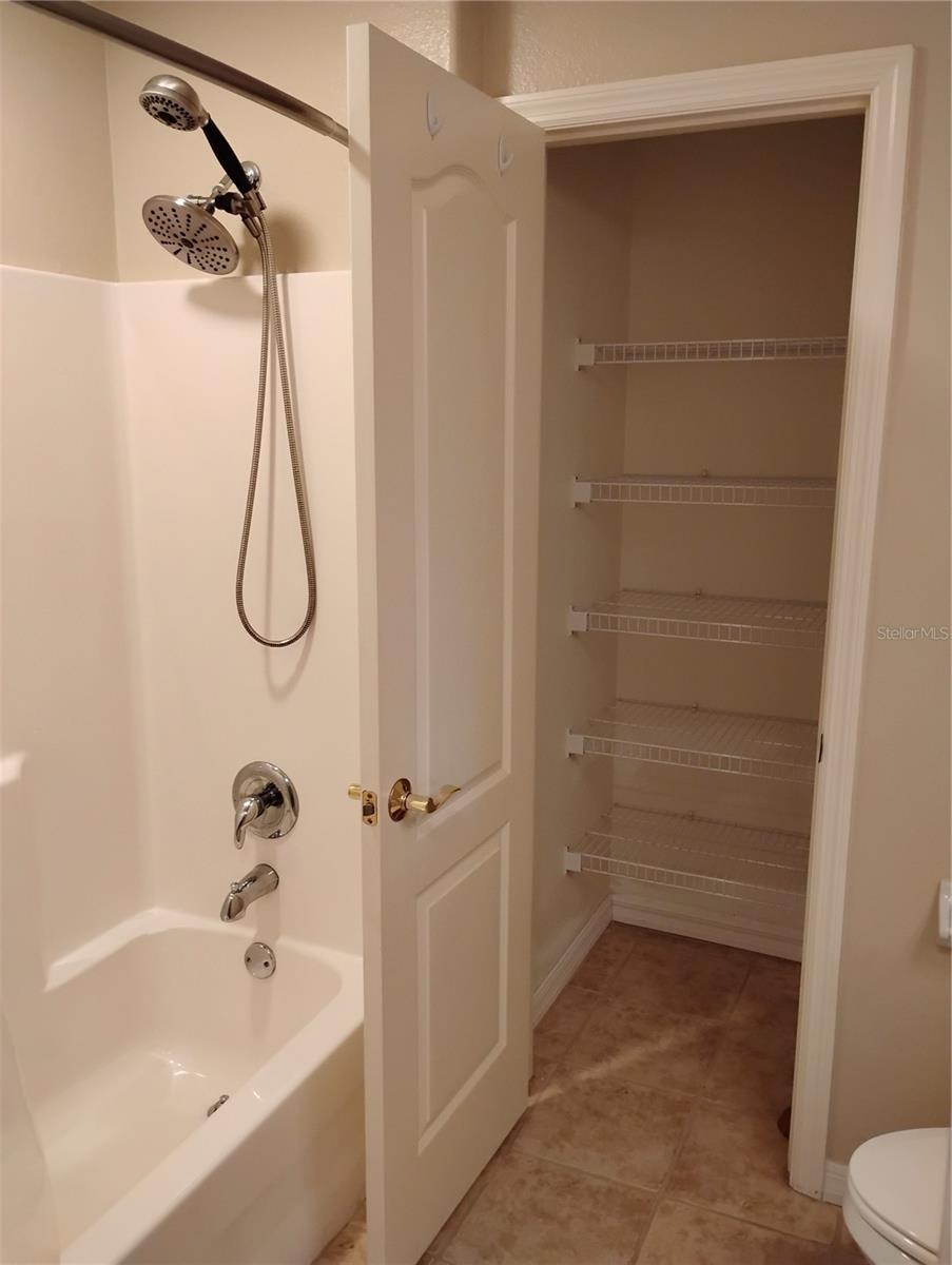 1761 AUBURN LAKES DR #11, VENICE, FL, 34292