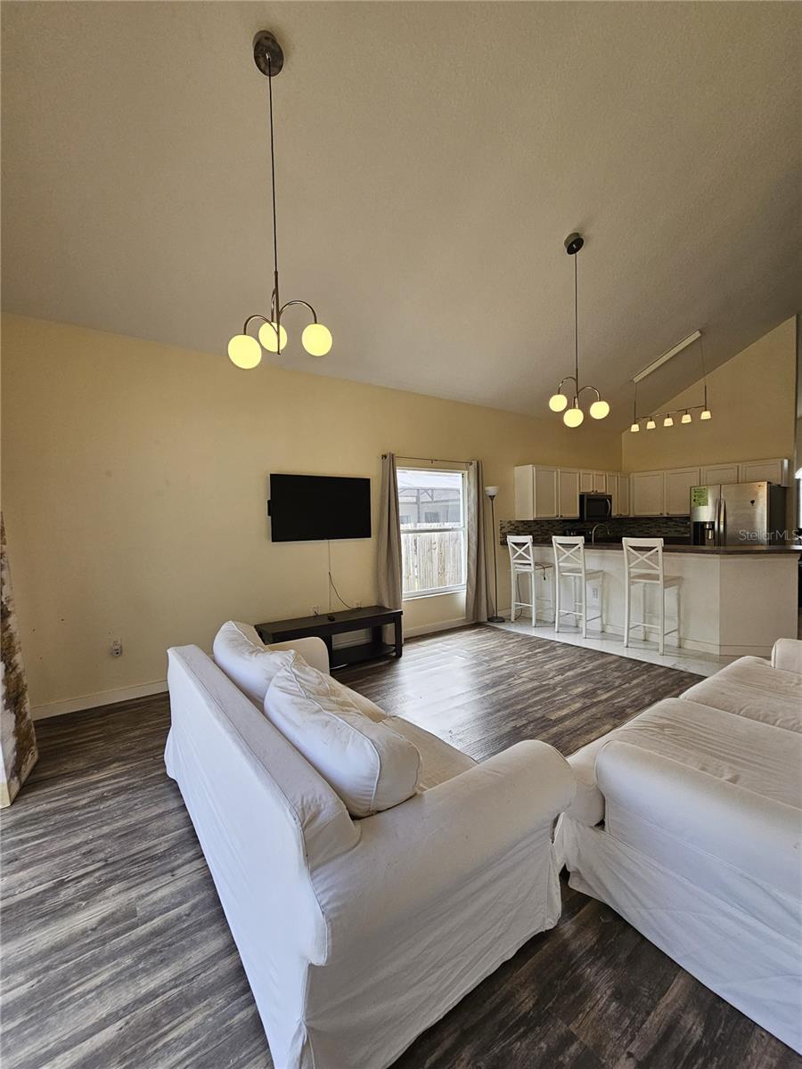 8825 KENSINGTON CT, KISSIMMEE, FL, 34747