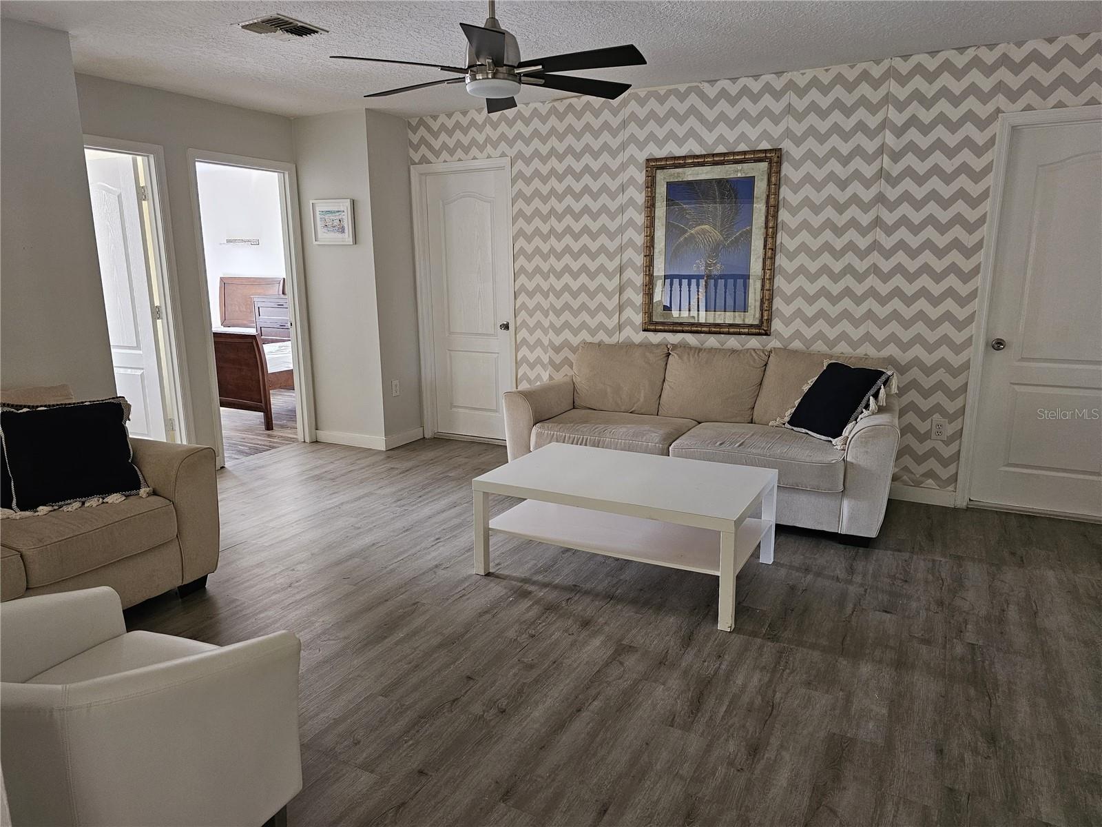 8825 KENSINGTON CT, KISSIMMEE, FL, 34747