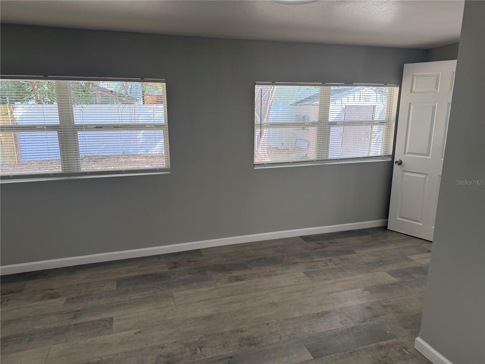 421 E WARREN AVE, LONGWOOD, FL, 32750