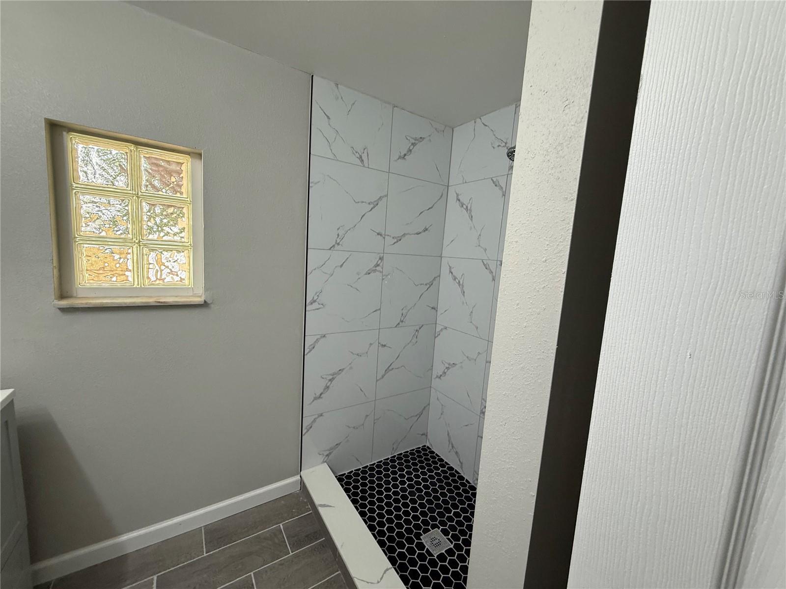 421 E WARREN AVE, LONGWOOD, FL, 32750