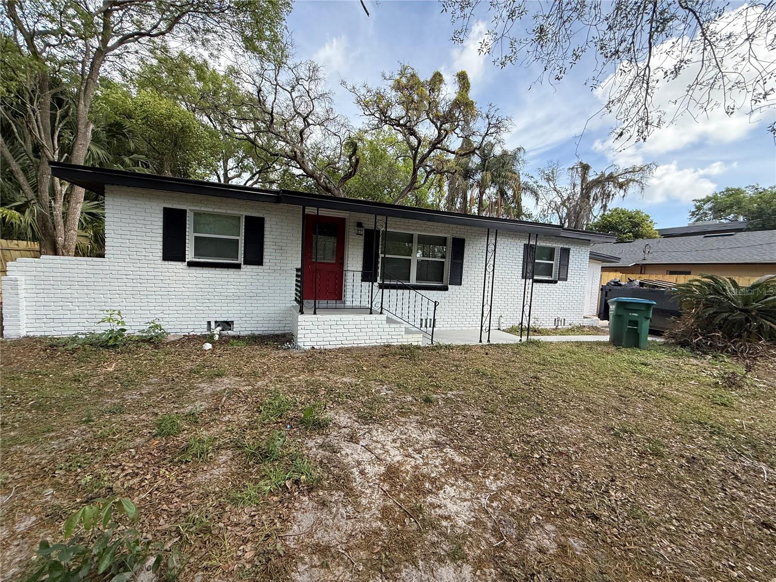 421 E WARREN AVE, LONGWOOD, FL, 32750