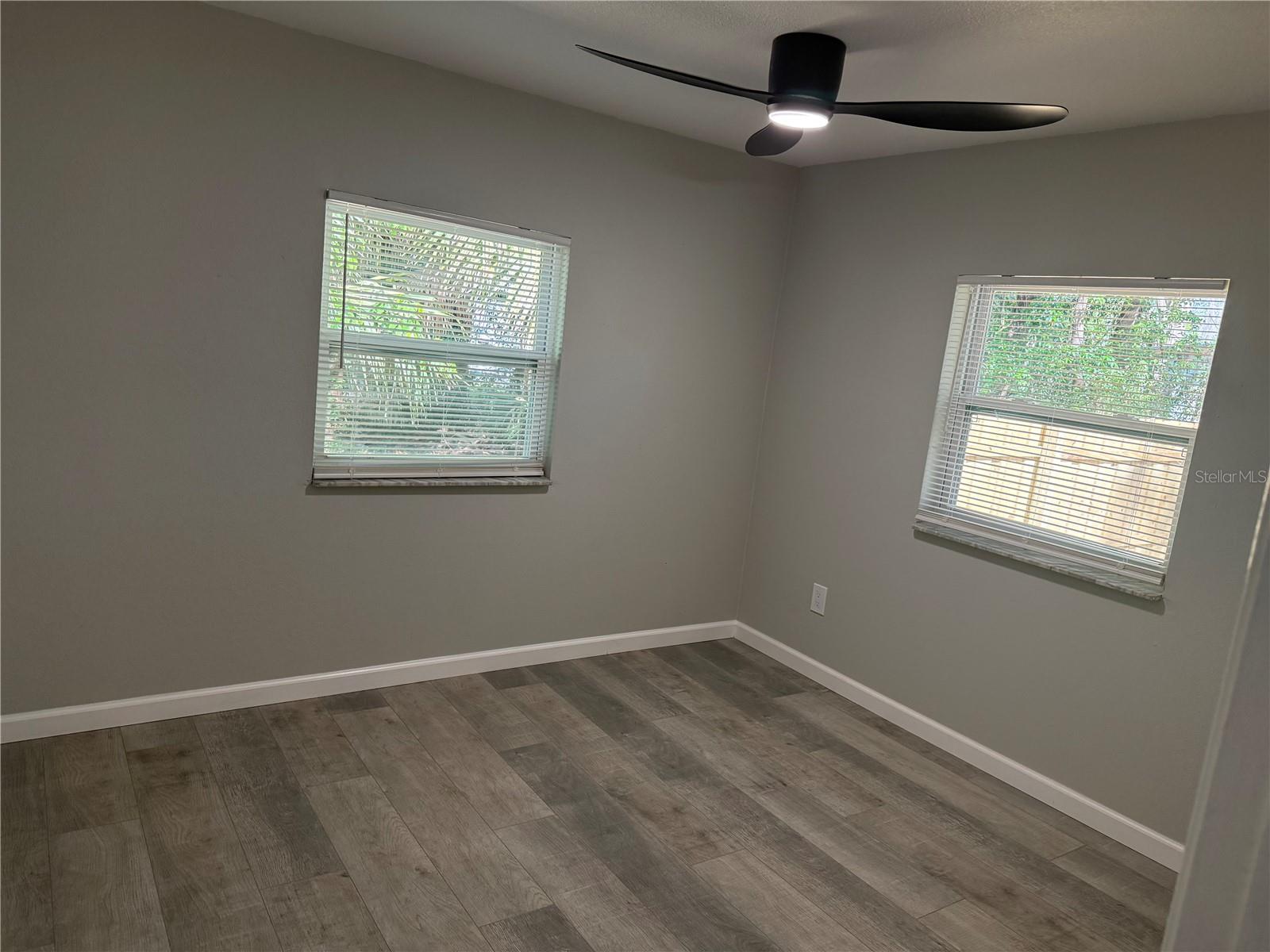 421 E WARREN AVE, LONGWOOD, FL, 32750