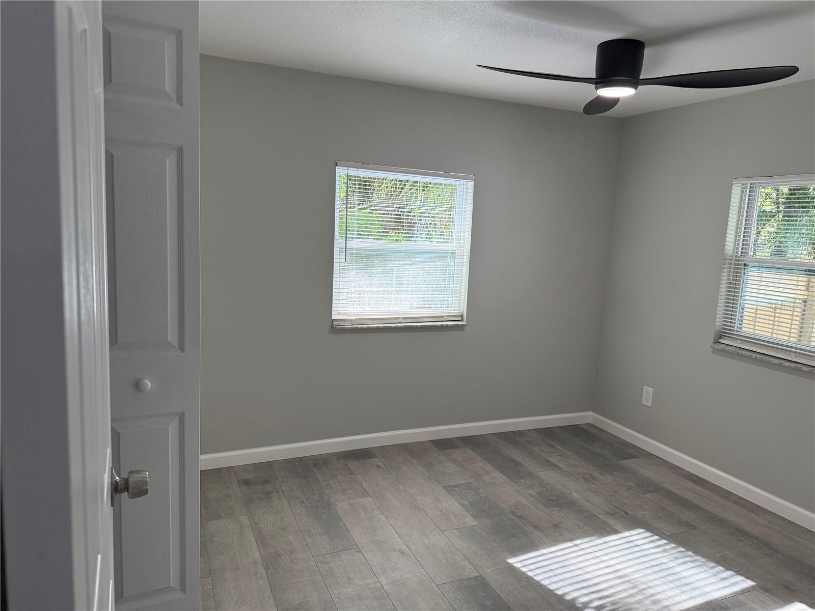 421 E WARREN AVE, LONGWOOD, FL, 32750