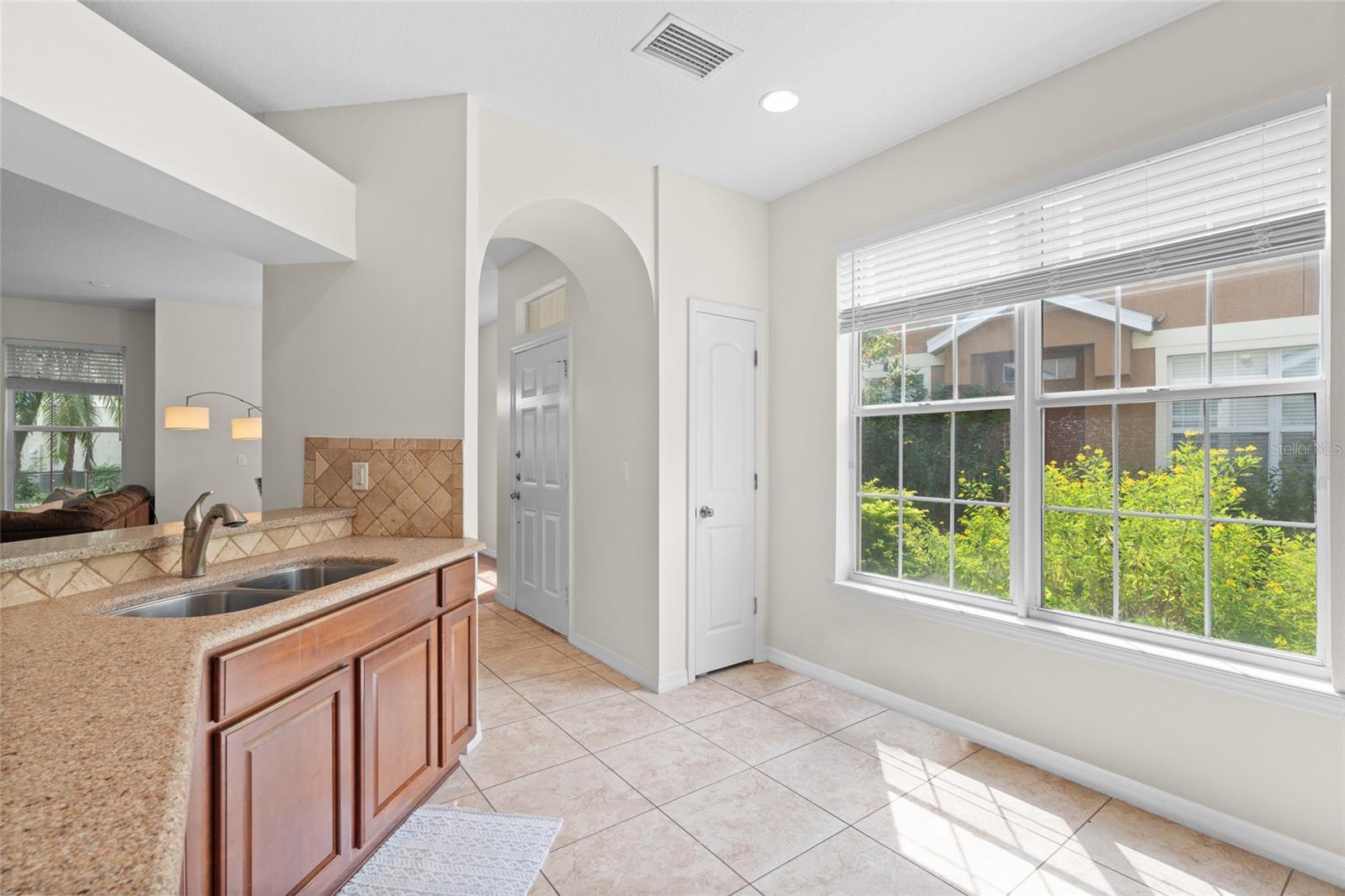 6714 BREEZY PALM DR, RIVERVIEW, FL, 33578