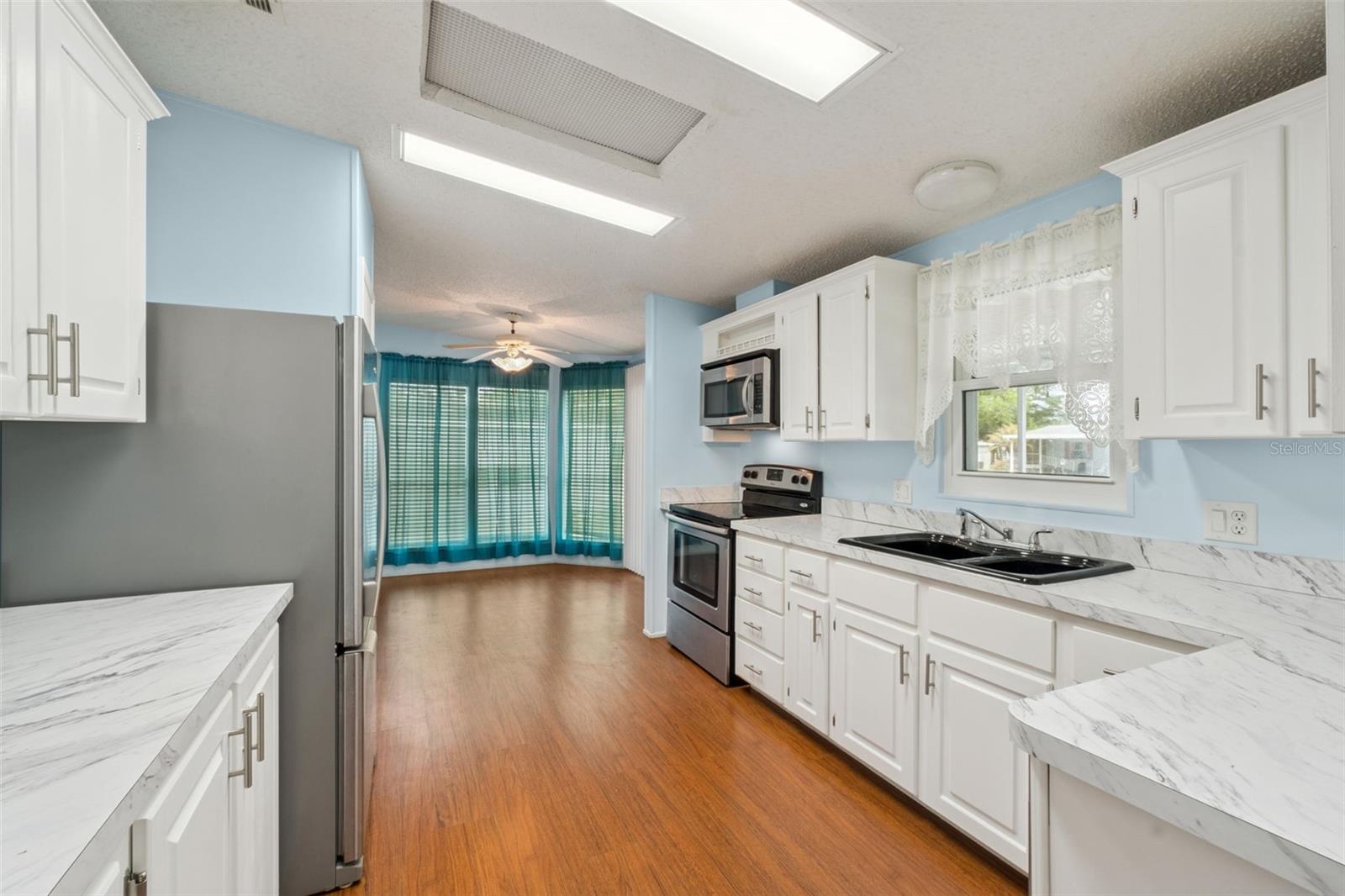 42 MAPLEHURST AVE, DEBARY, FL, 32713