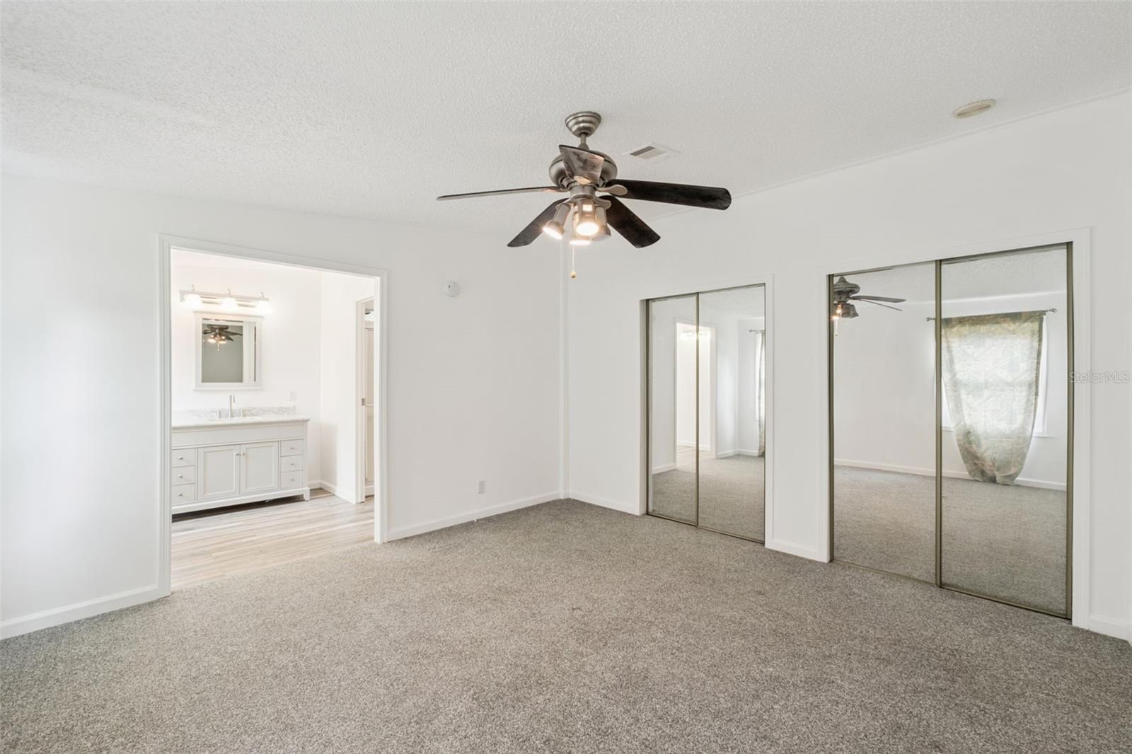 42 MAPLEHURST AVE, DEBARY, FL, 32713
