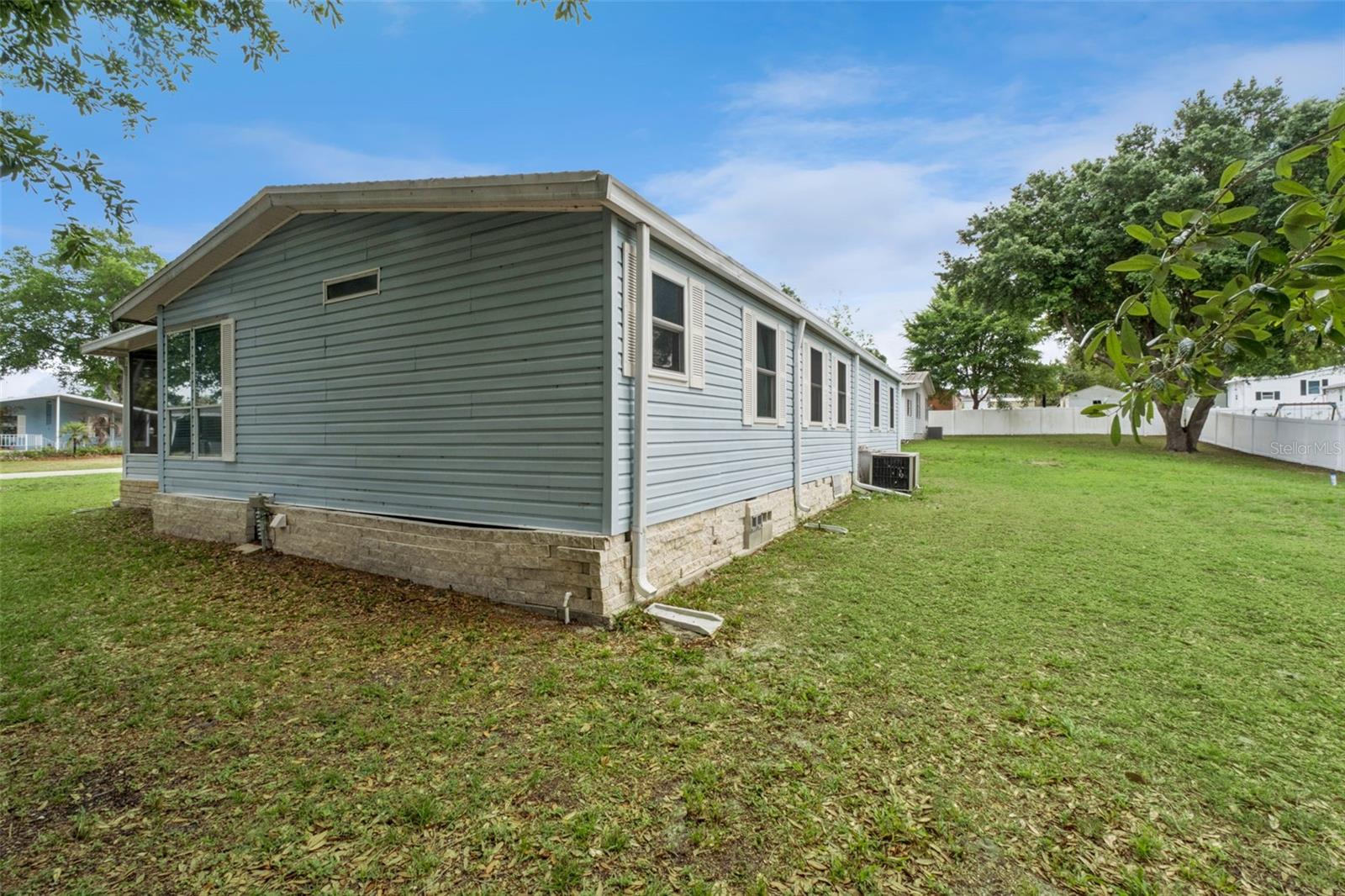 42 MAPLEHURST AVE, DEBARY, FL, 32713