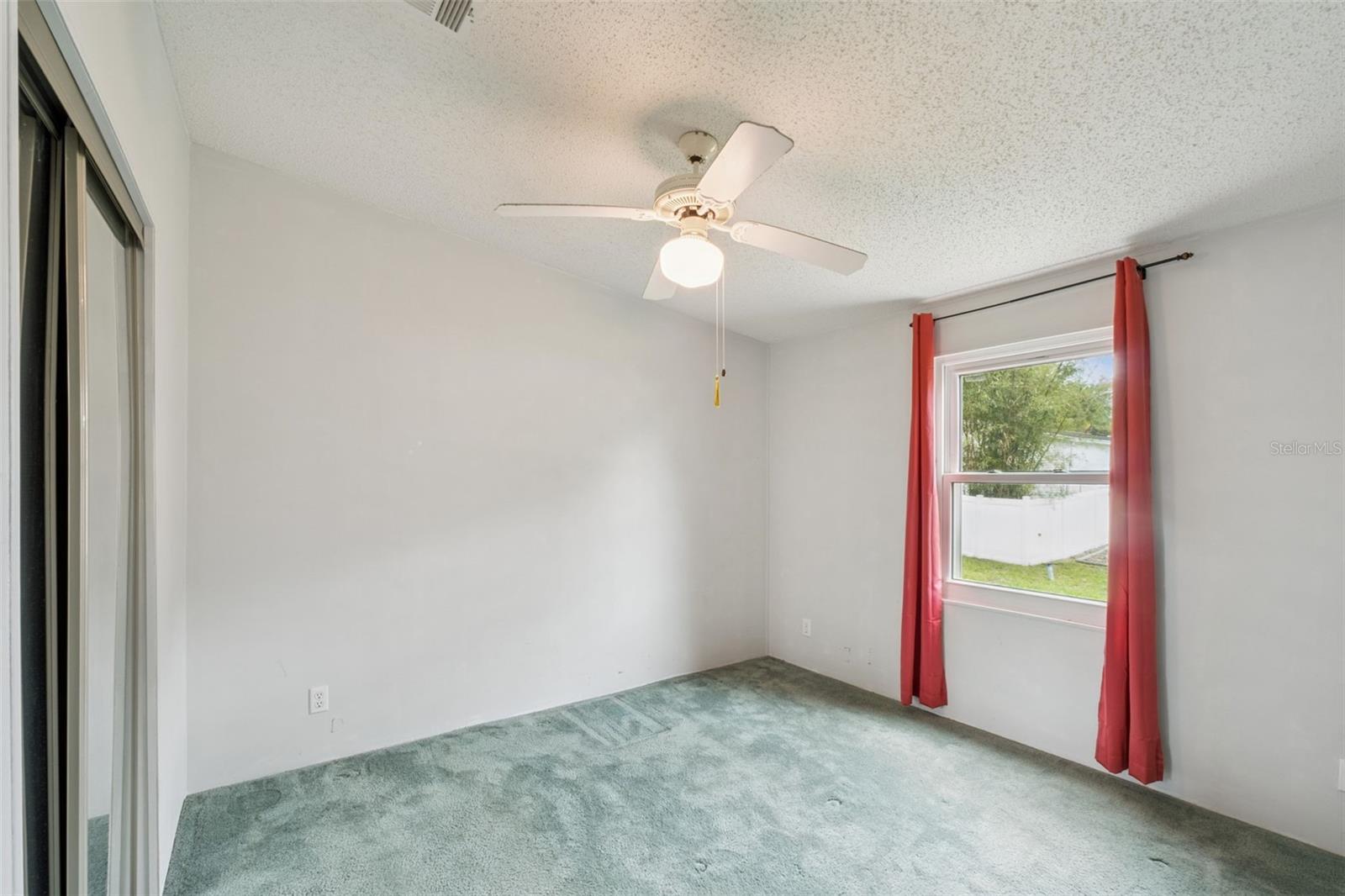 42 MAPLEHURST AVE, DEBARY, FL, 32713