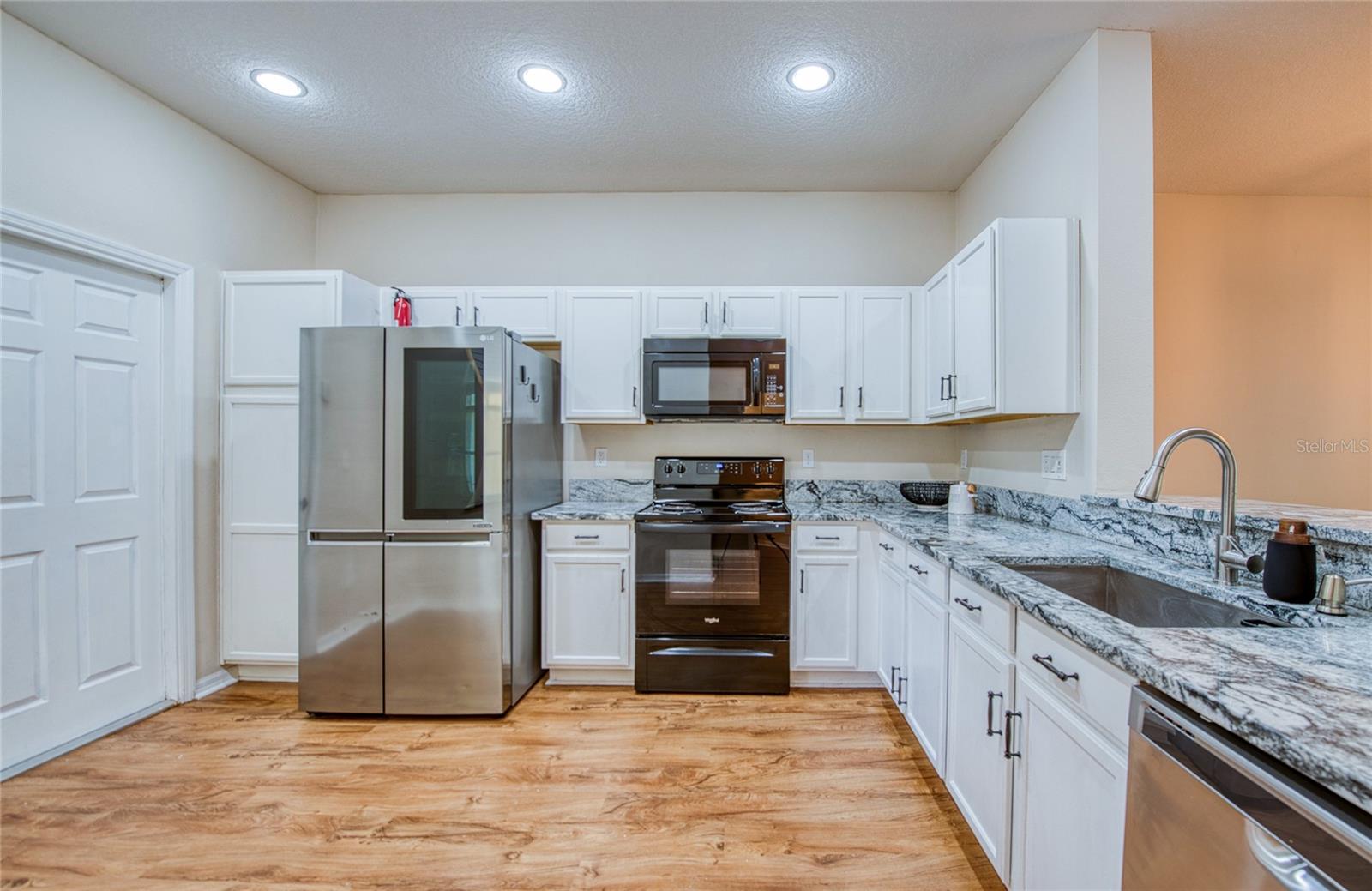 648 SPRING LAKE CIR, TARPON SPRINGS, FL, 34688