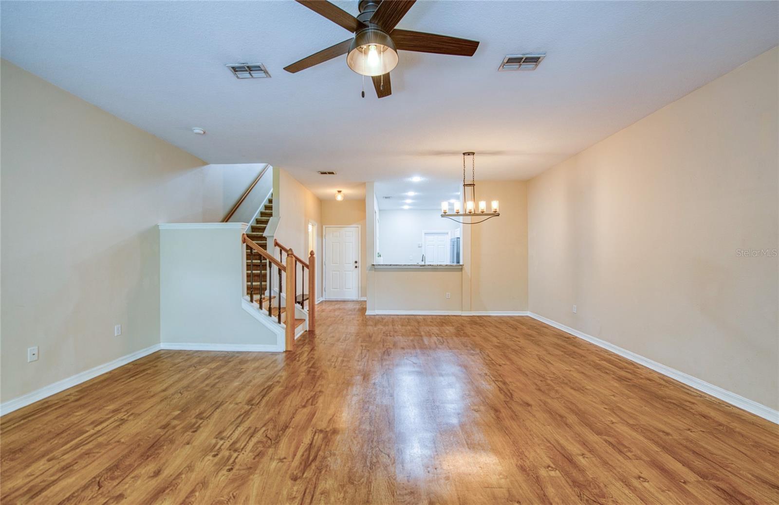 648 SPRING LAKE CIR, TARPON SPRINGS, FL, 34688