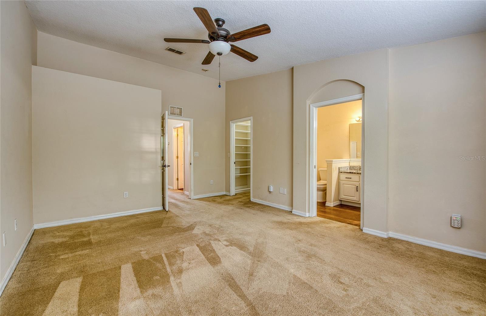 648 SPRING LAKE CIR, TARPON SPRINGS, FL, 34688
