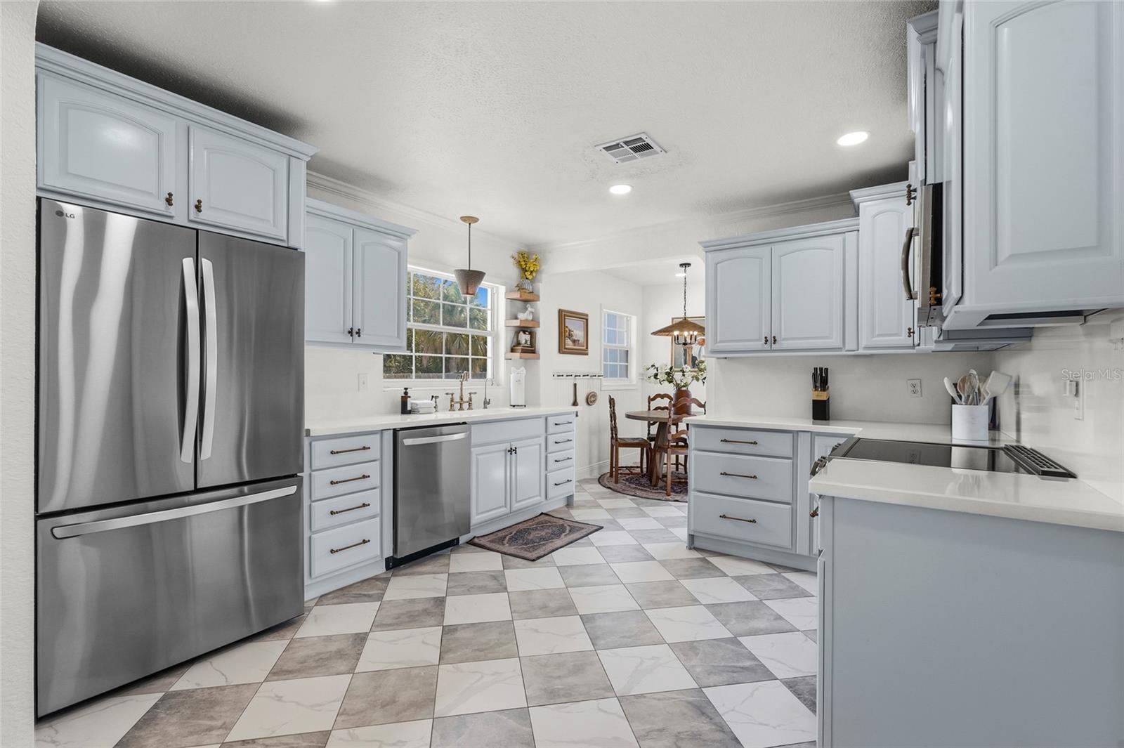 7746 WESTMORELAND DR, SARASOTA, FL, 34243