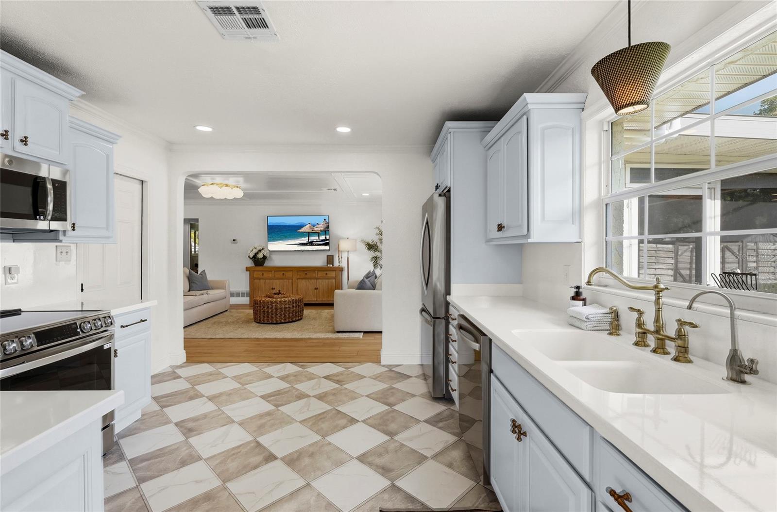 7746 WESTMORELAND DR, SARASOTA, FL, 34243