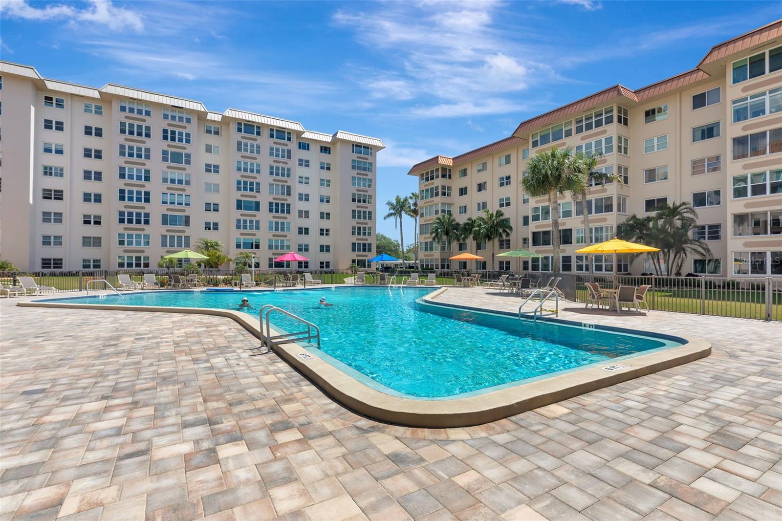 620 EDGEWATER DR #102, DUNEDIN, FL, 34698