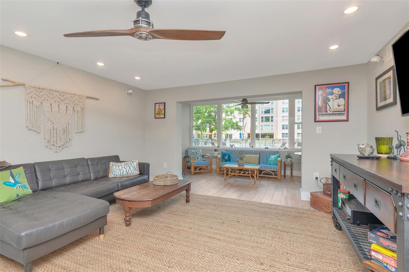 620 EDGEWATER DR #102, DUNEDIN, FL, 34698