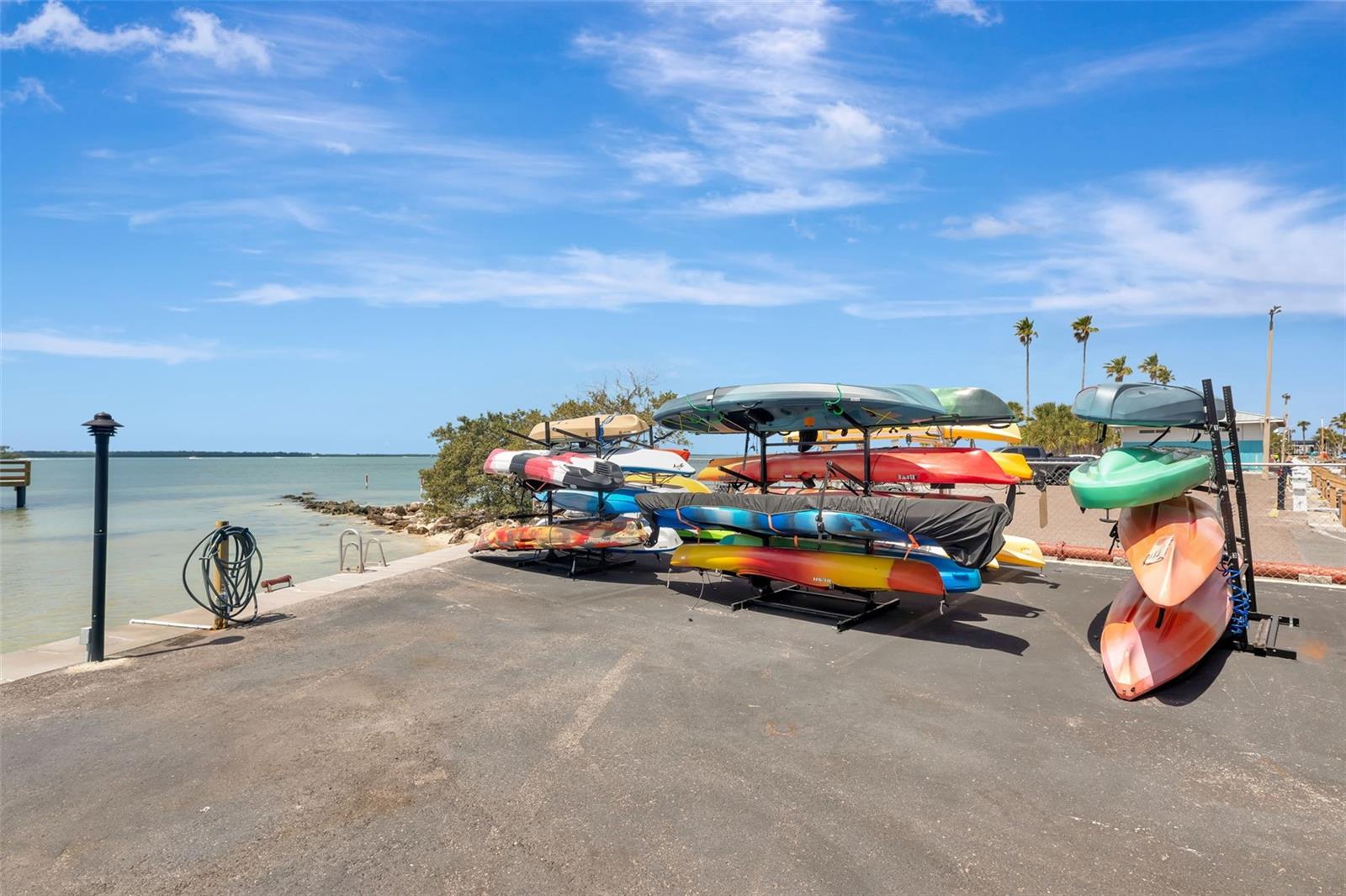 620 EDGEWATER DR #102, DUNEDIN, FL, 34698