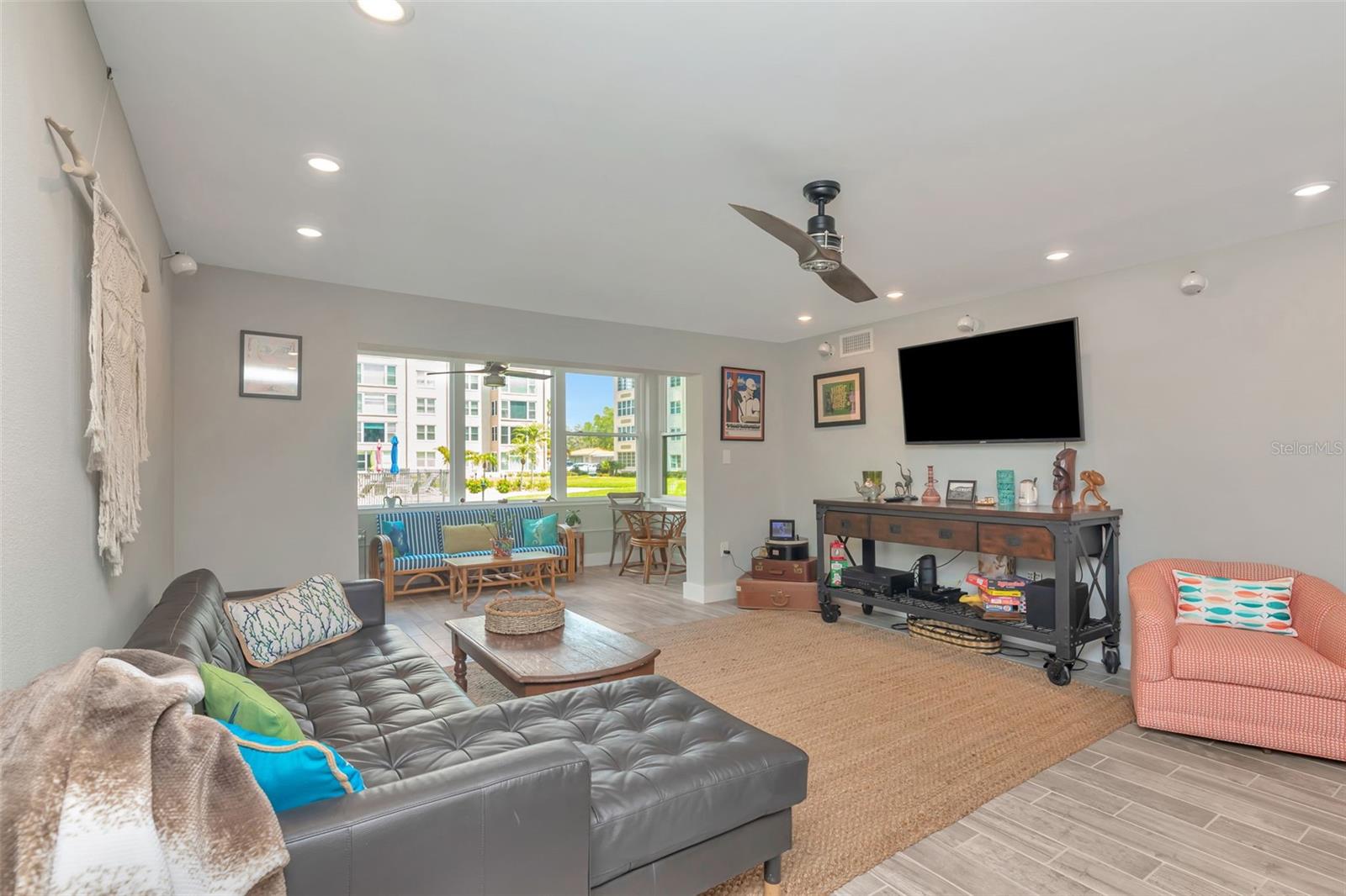 620 EDGEWATER DR #102, DUNEDIN, FL, 34698