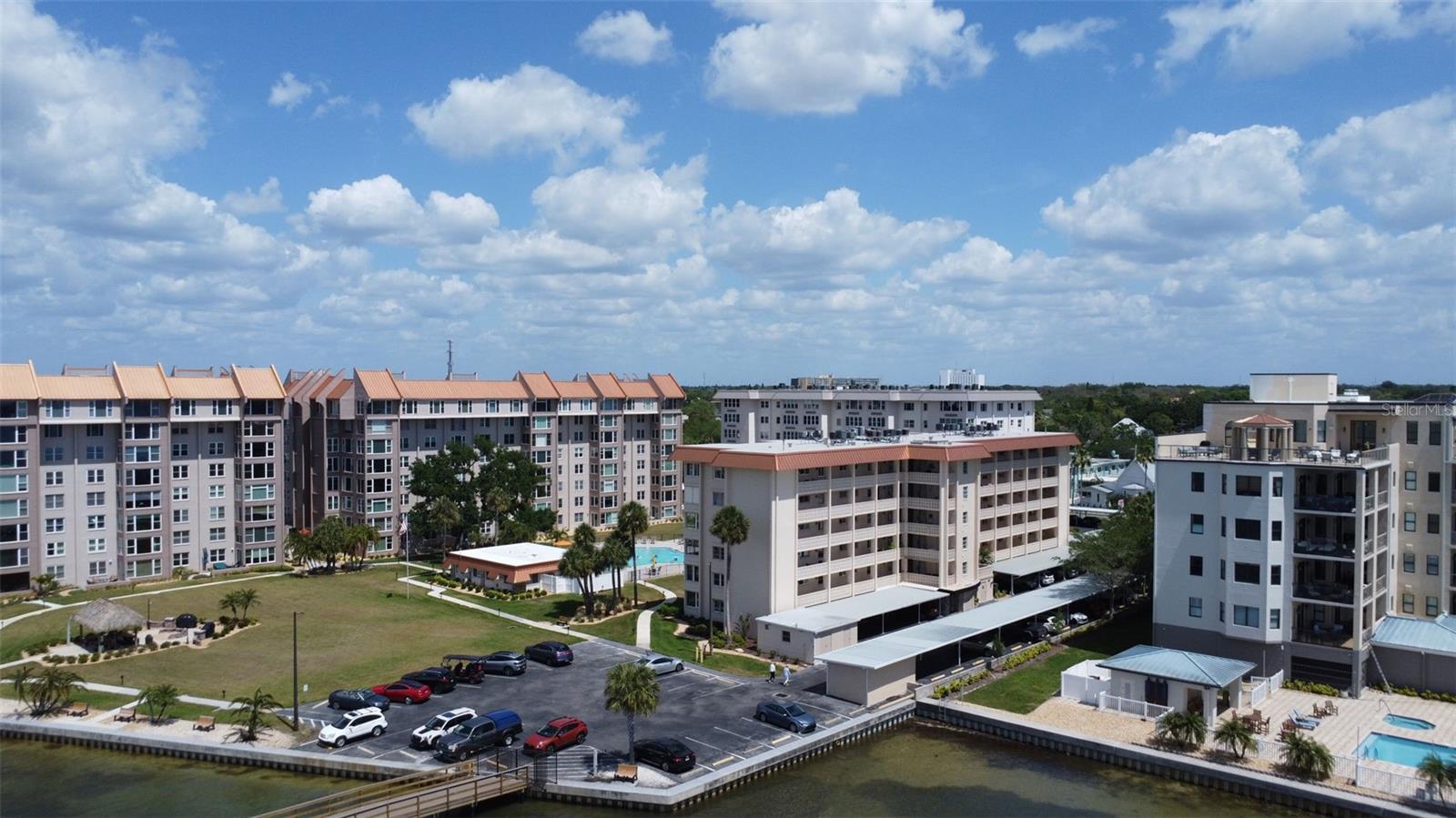 620 EDGEWATER DR #102, DUNEDIN, FL, 34698