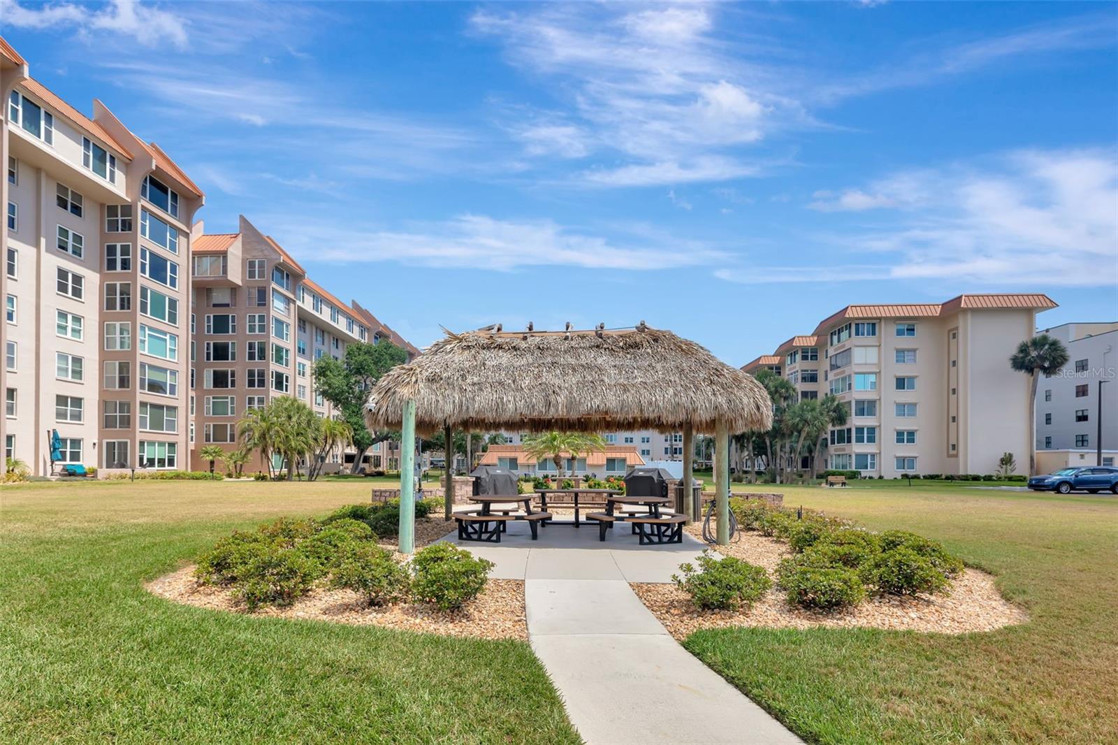 620 EDGEWATER DR #102, DUNEDIN, FL, 34698