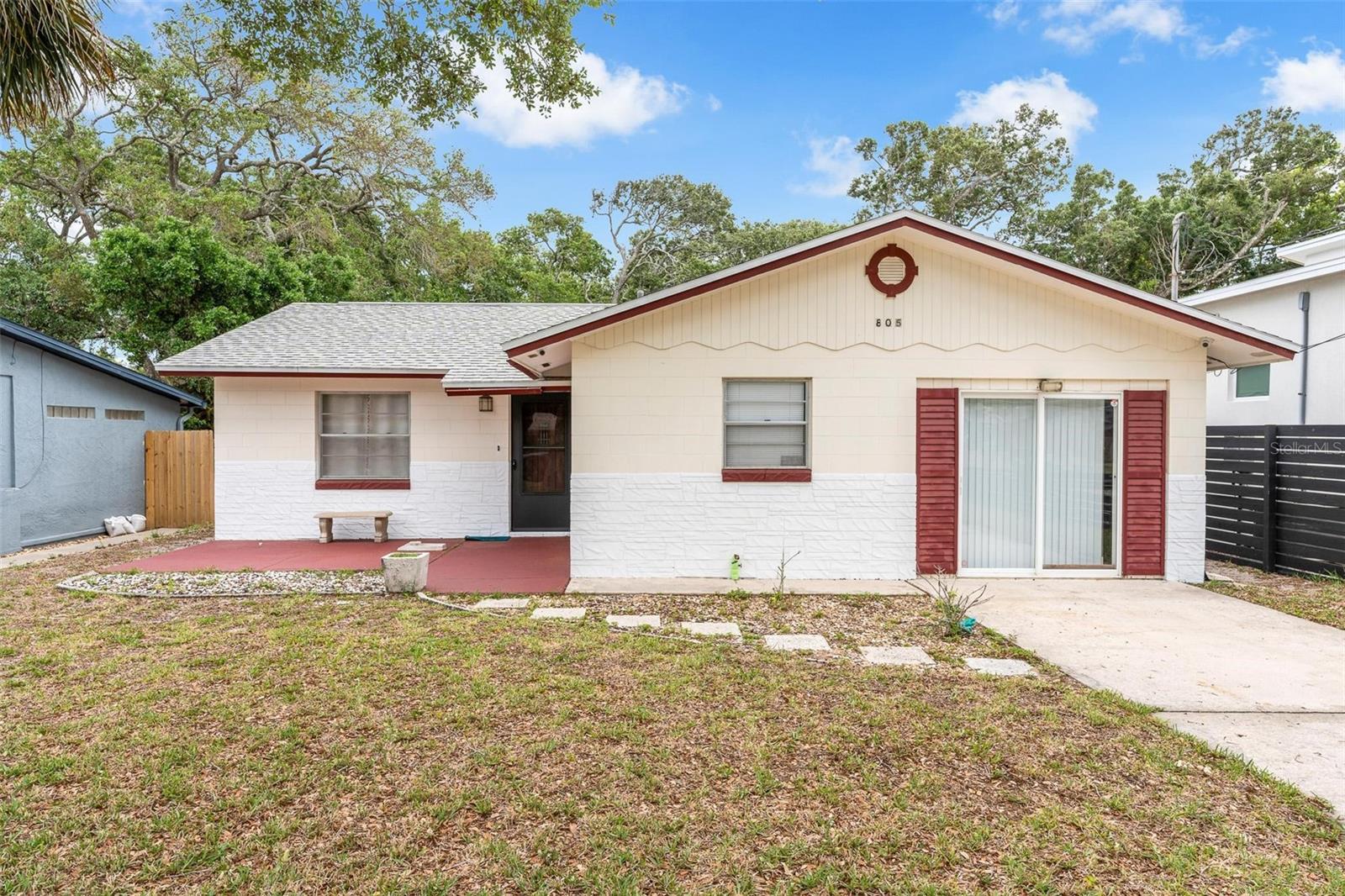 805 E 11TH AVE, NEW SMYRNA BEACH, FL, 32169