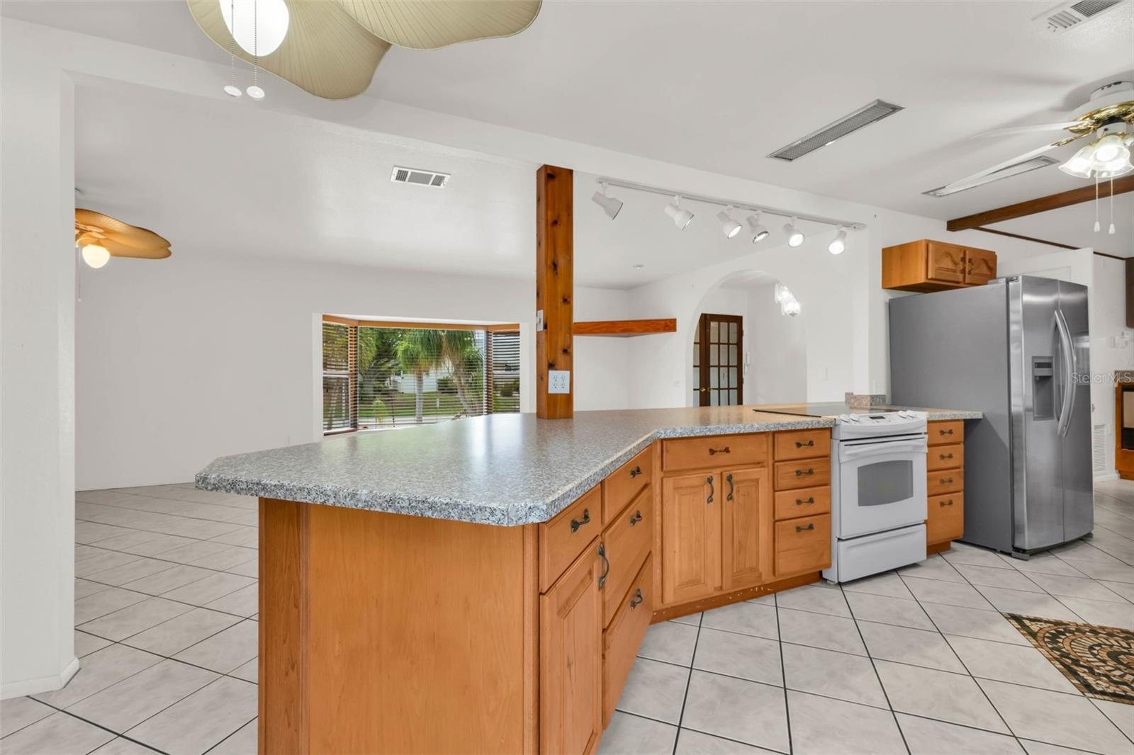 238 FRY TER SE, PORT CHARLOTTE, FL, 33952