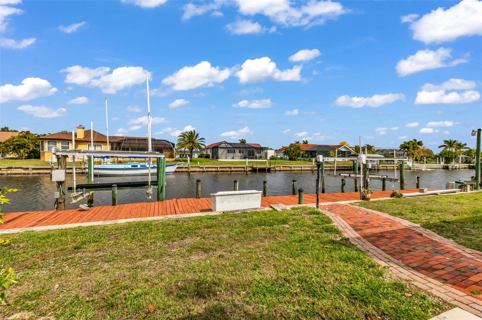 238 FRY TER SE, PORT CHARLOTTE, FL, 33952