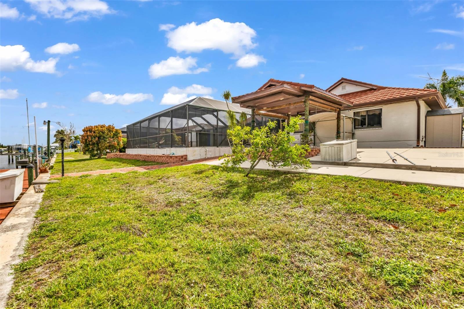 238 FRY TER SE, PORT CHARLOTTE, FL, 33952