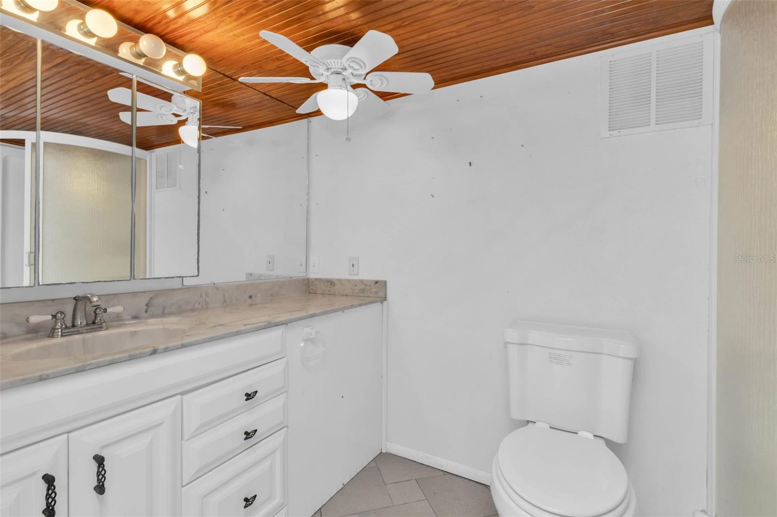 238 FRY TER SE, PORT CHARLOTTE, FL, 33952