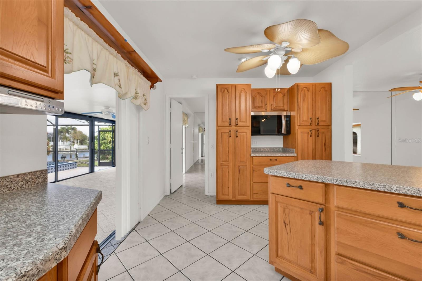 238 FRY TER SE, PORT CHARLOTTE, FL, 33952
