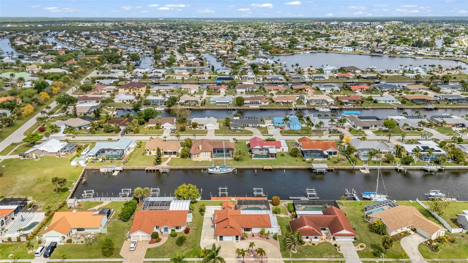 238 FRY TER SE, PORT CHARLOTTE, FL, 33952