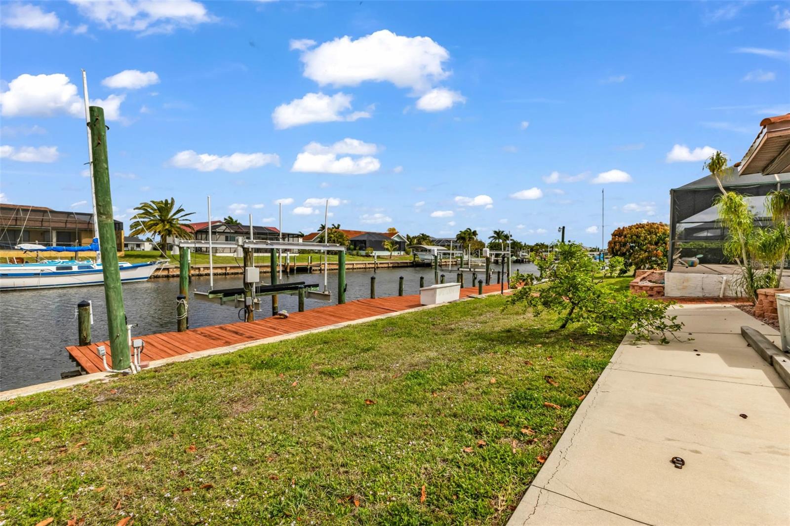 238 FRY TER SE, PORT CHARLOTTE, FL, 33952