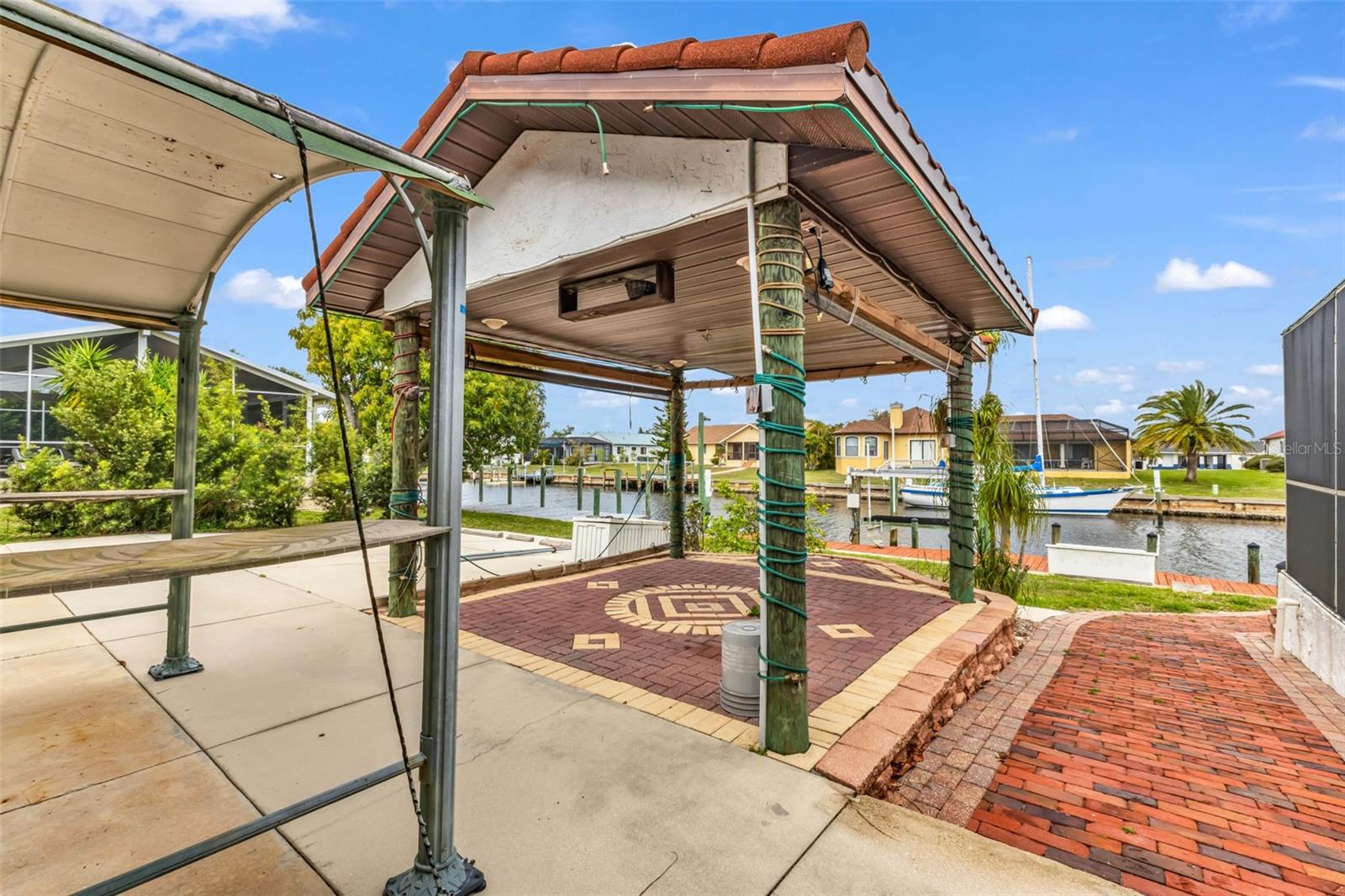238 FRY TER SE, PORT CHARLOTTE, FL, 33952